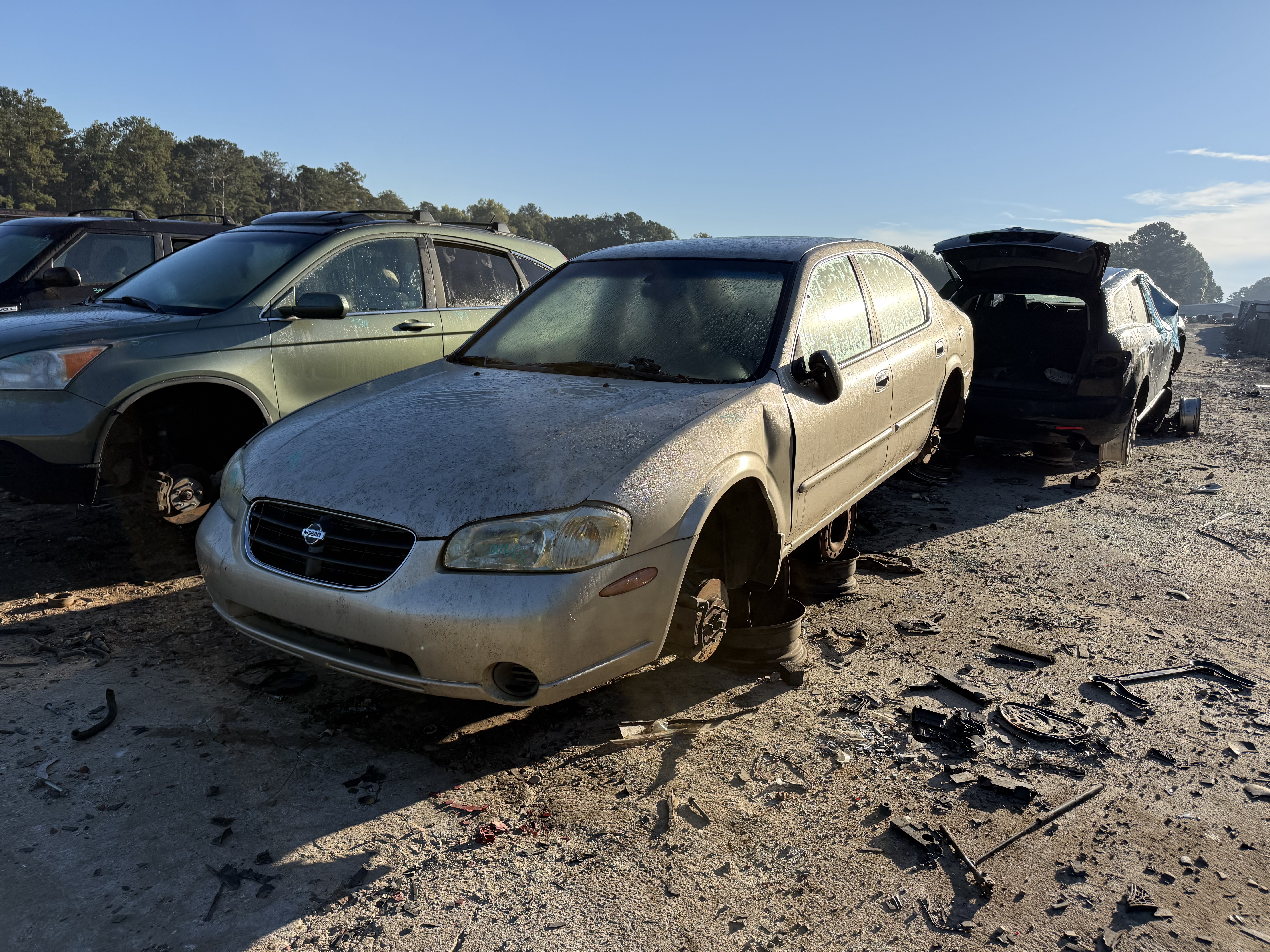 2001 NISSAN Maxima
