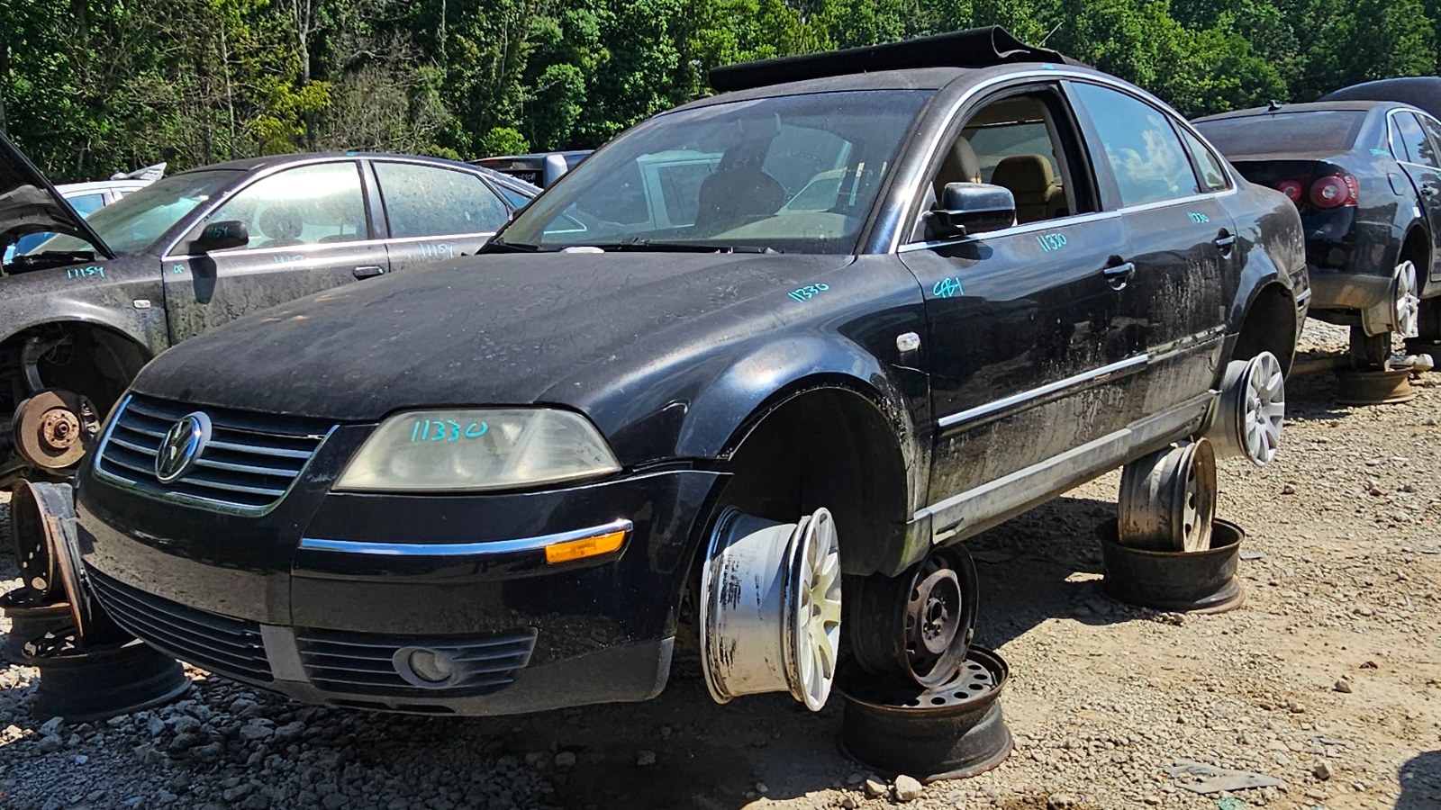 2003 VOLKSWAGEN Passat