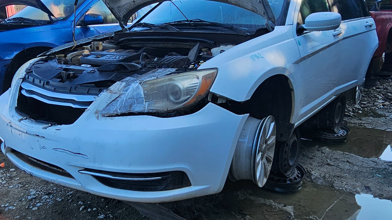 2012 CHRYSLER 200