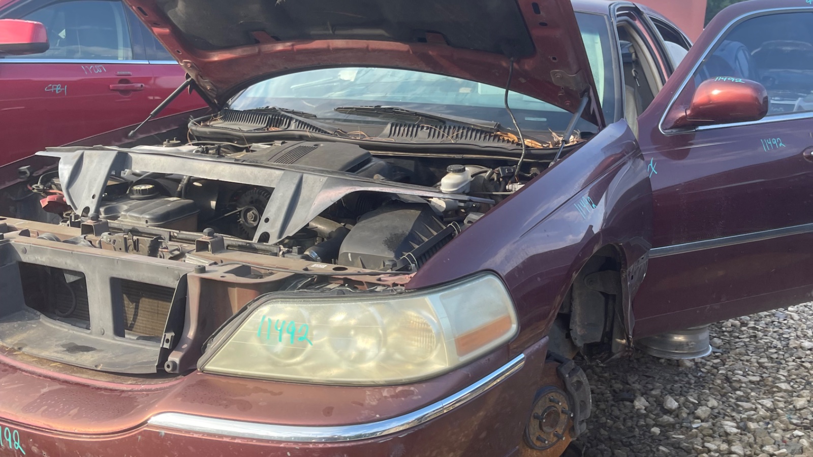 2003 LINCOLN Town Car