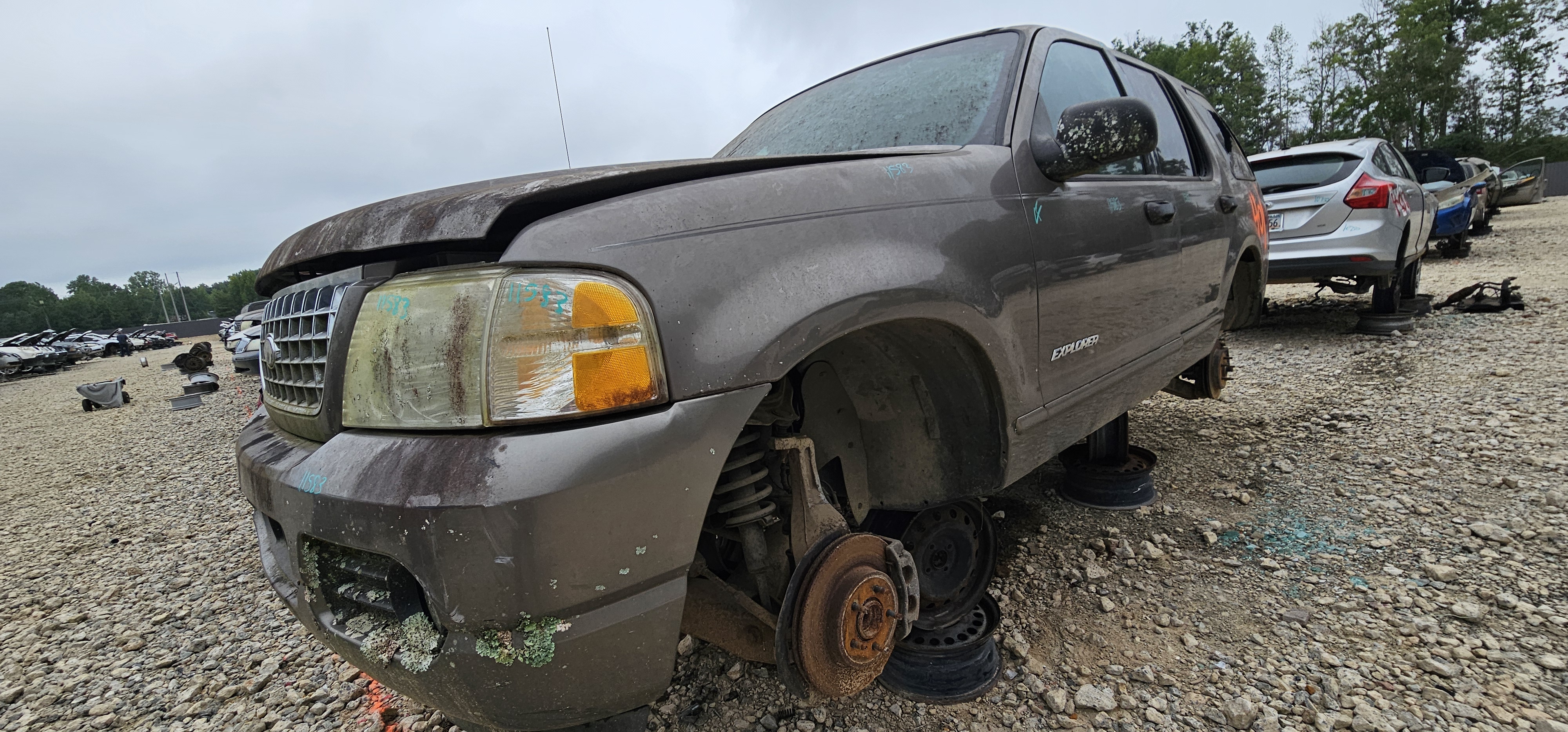 2005 FORD Explorer