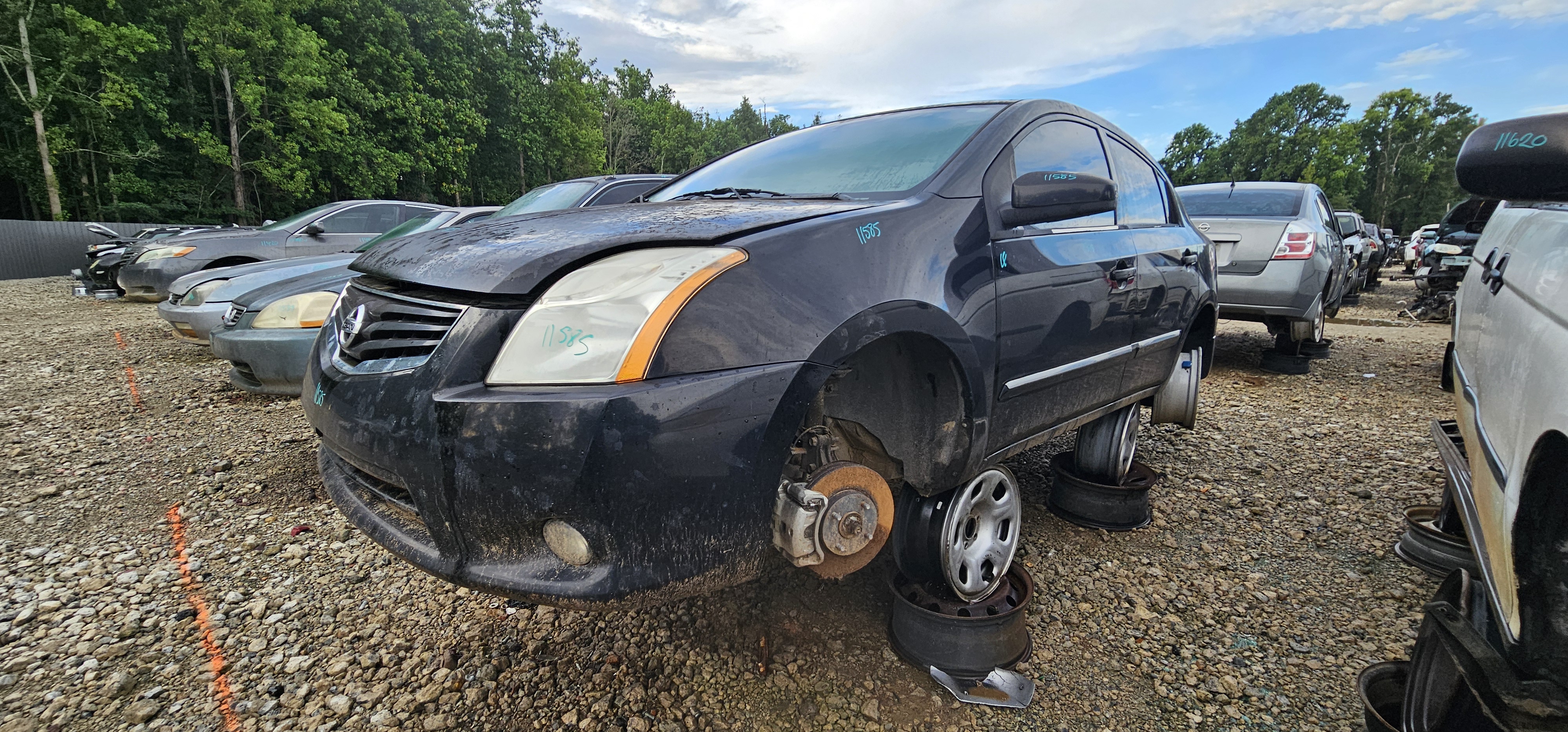 2011 NISSAN Sentra