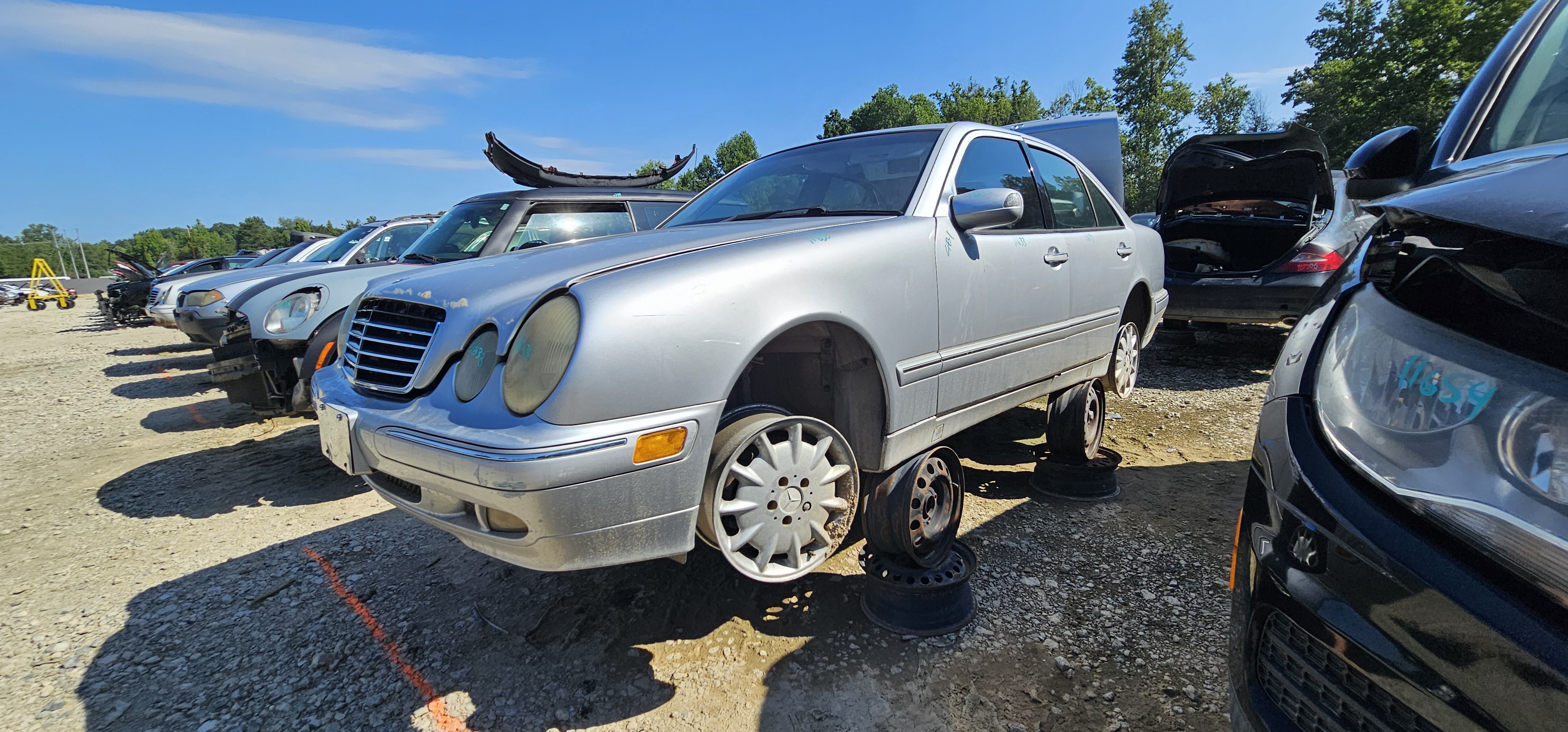 2001 MERCEDES-BENZ E-Class