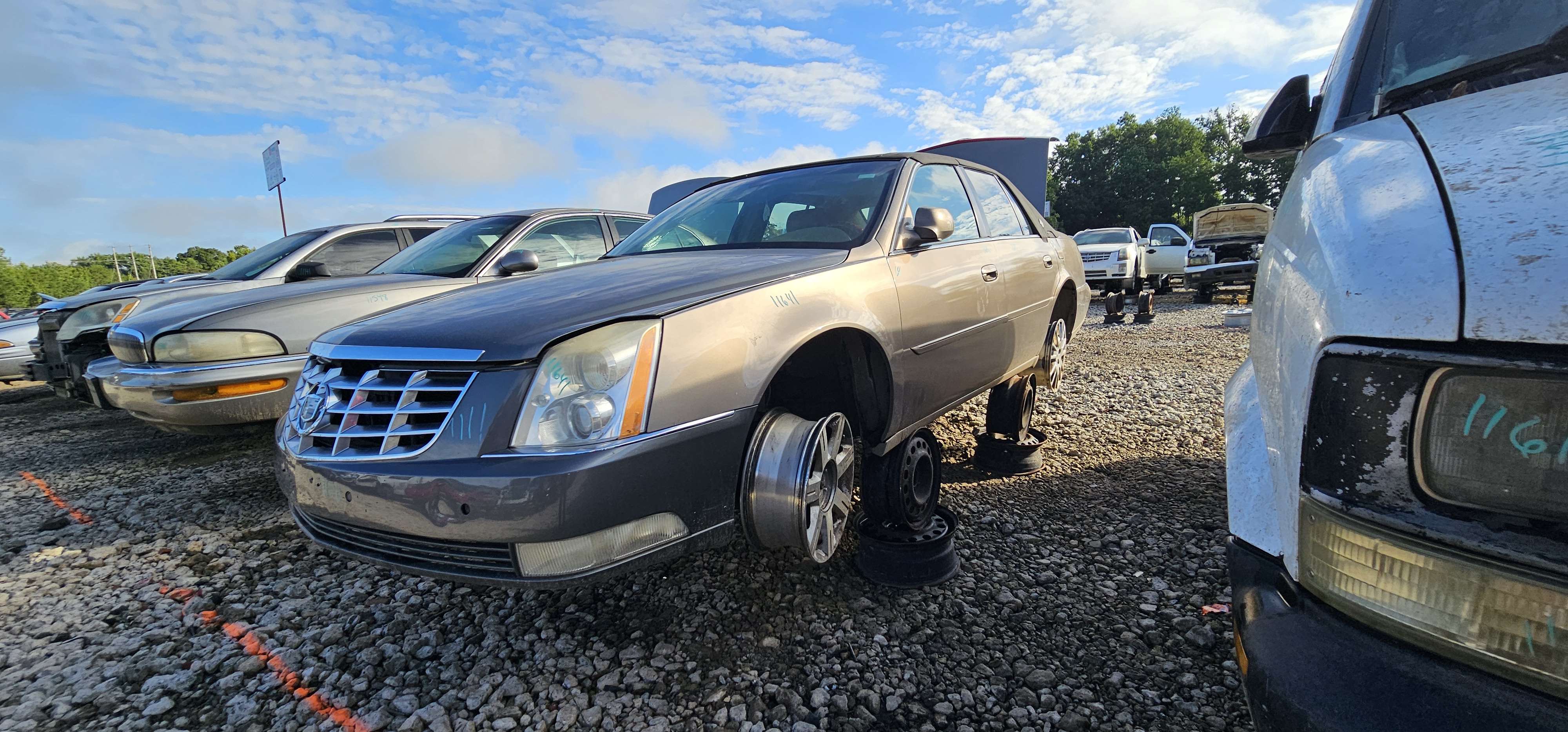 2006 CADILLAC Dts