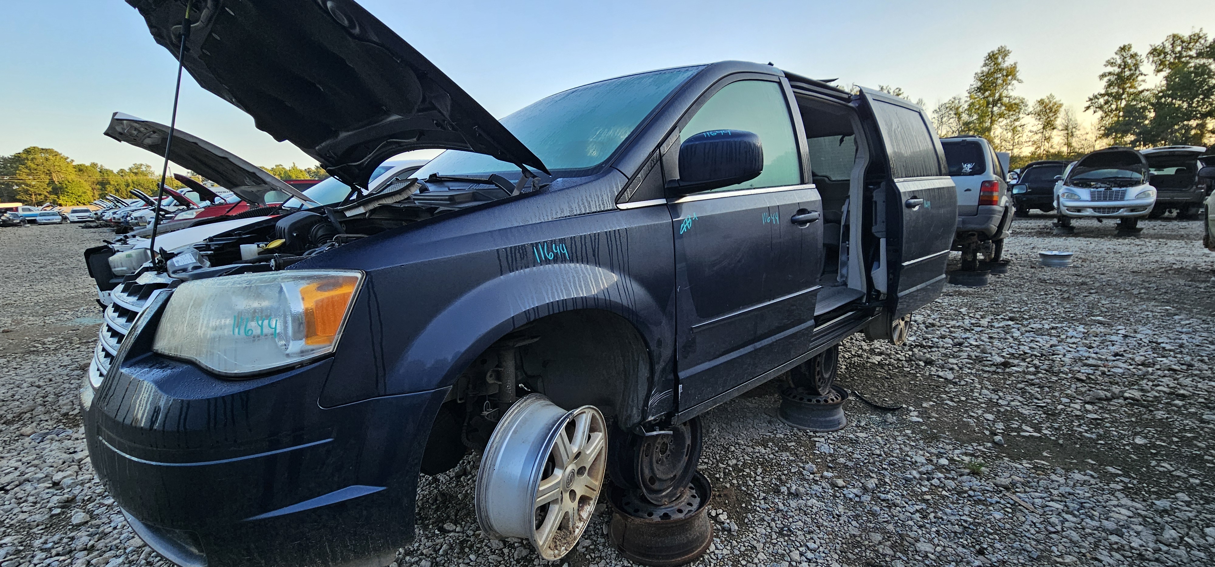2008 CHRYSLER Town and Country