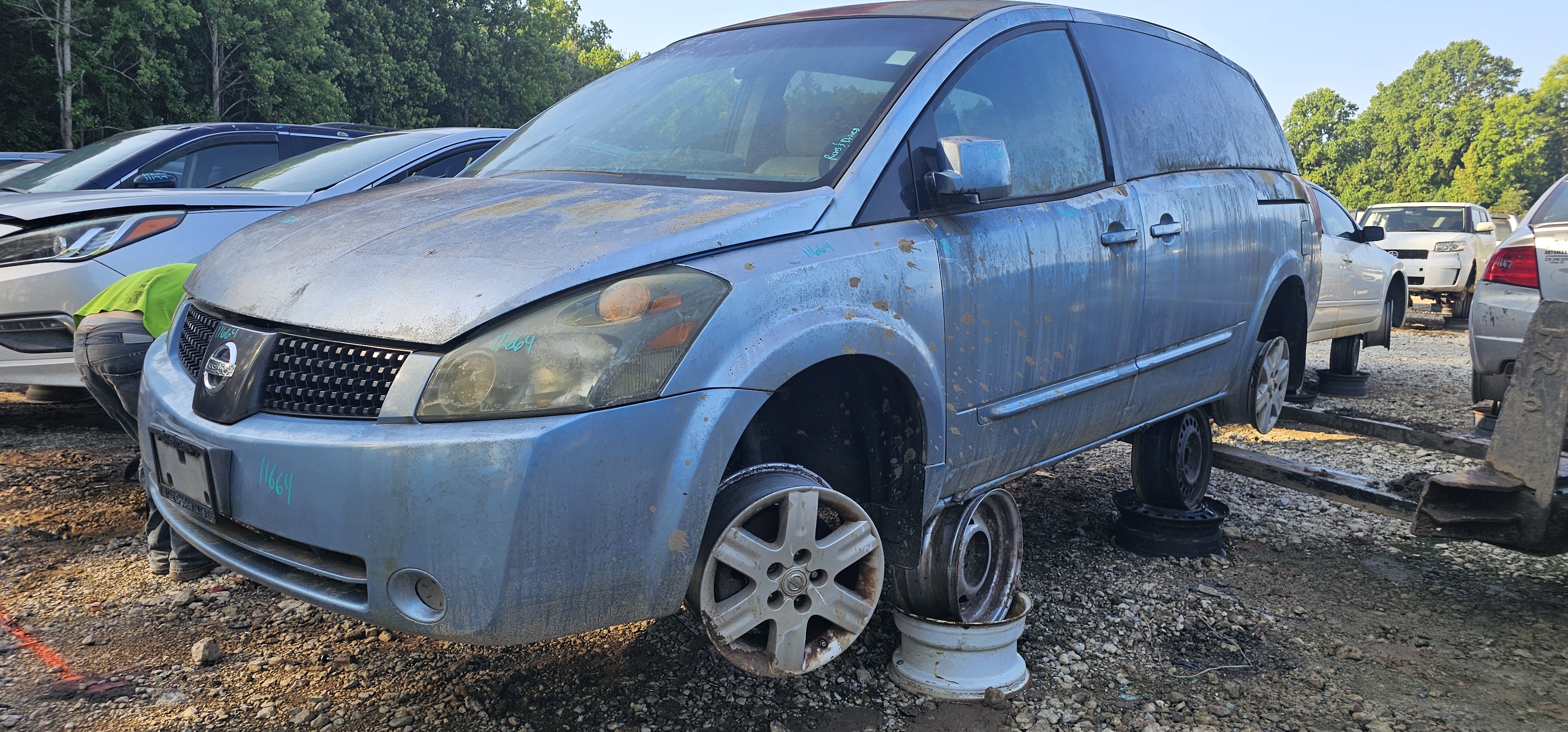 2004 NISSAN Quest