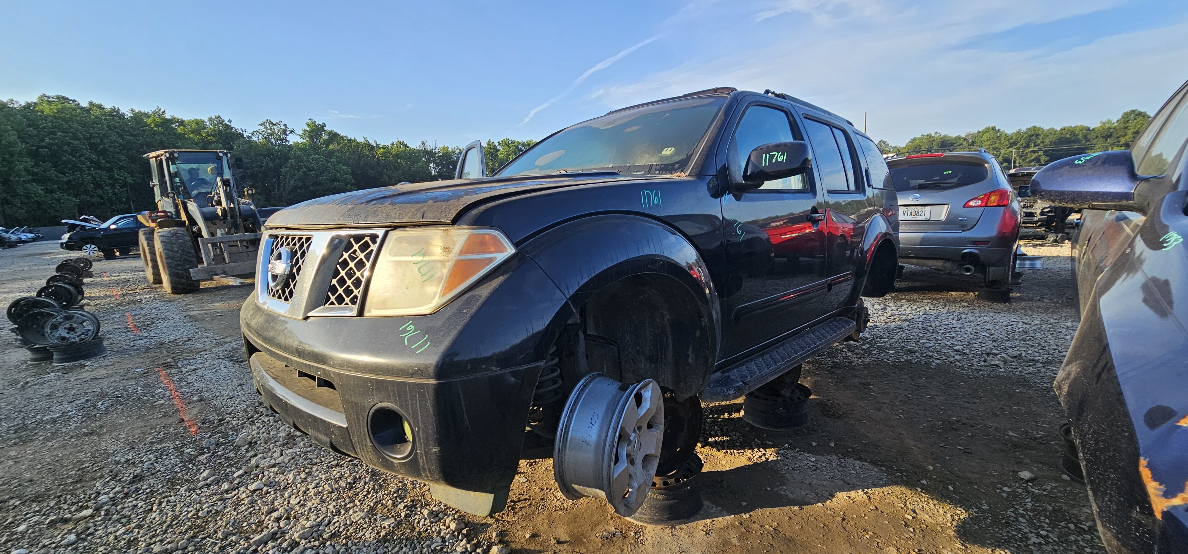 2005 NISSAN Pathfinder