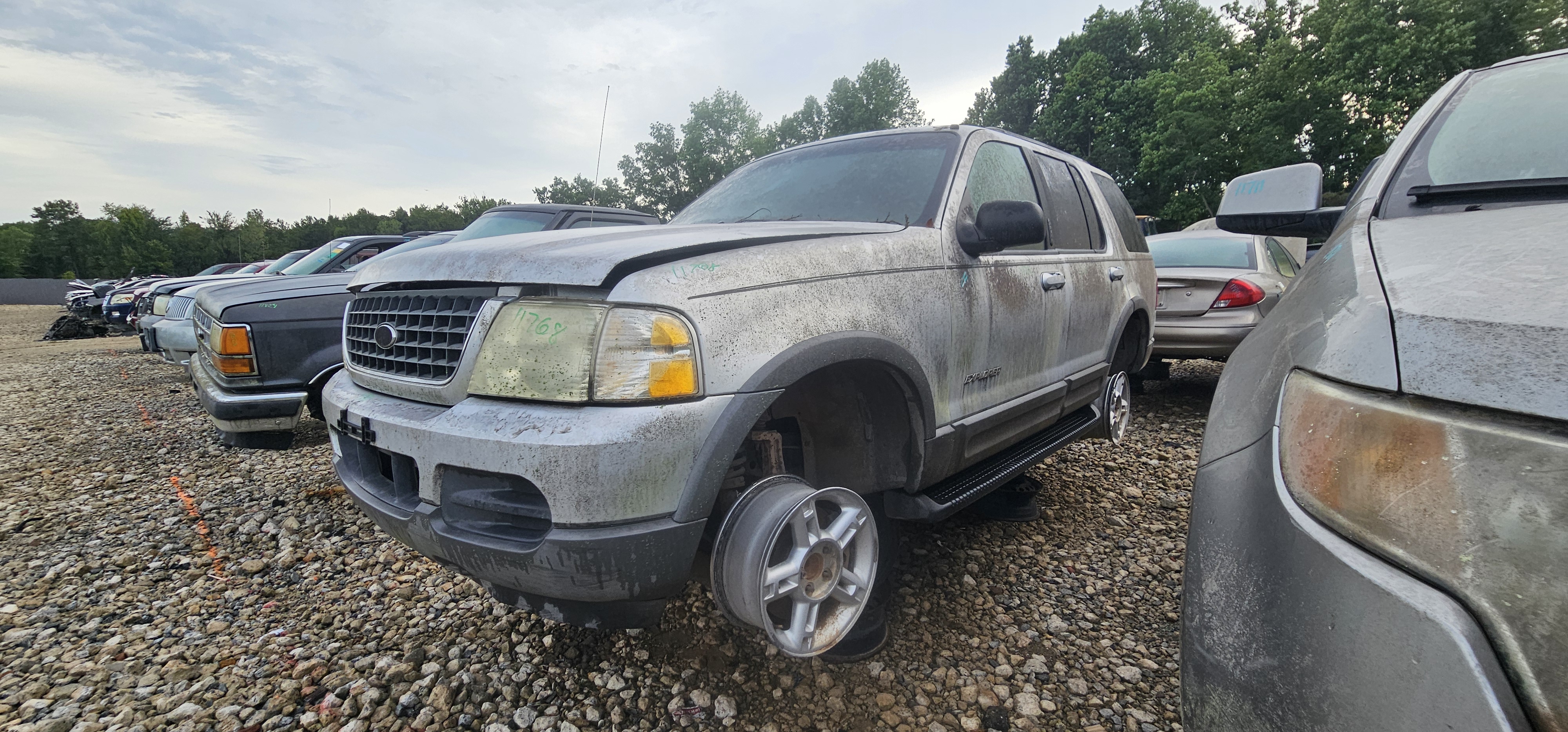 2002 FORD Explorer