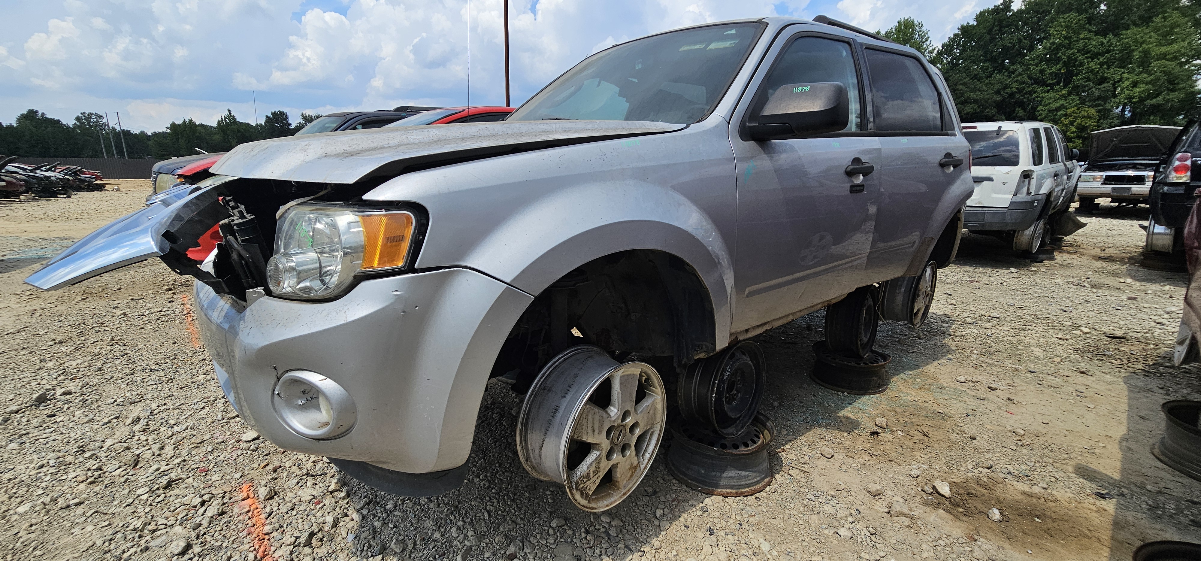 2011 FORD Escape