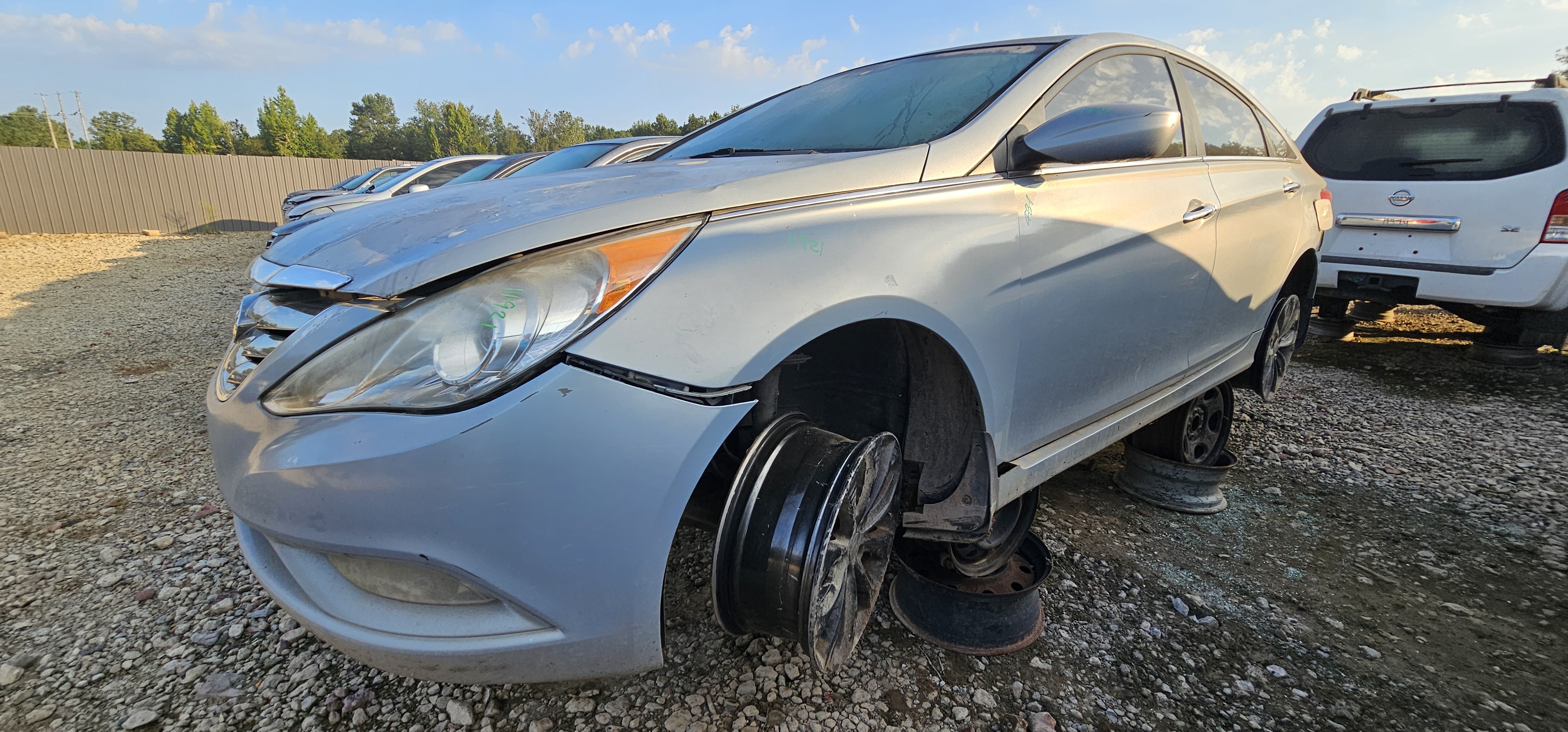 2011 HYUNDAI Sonata