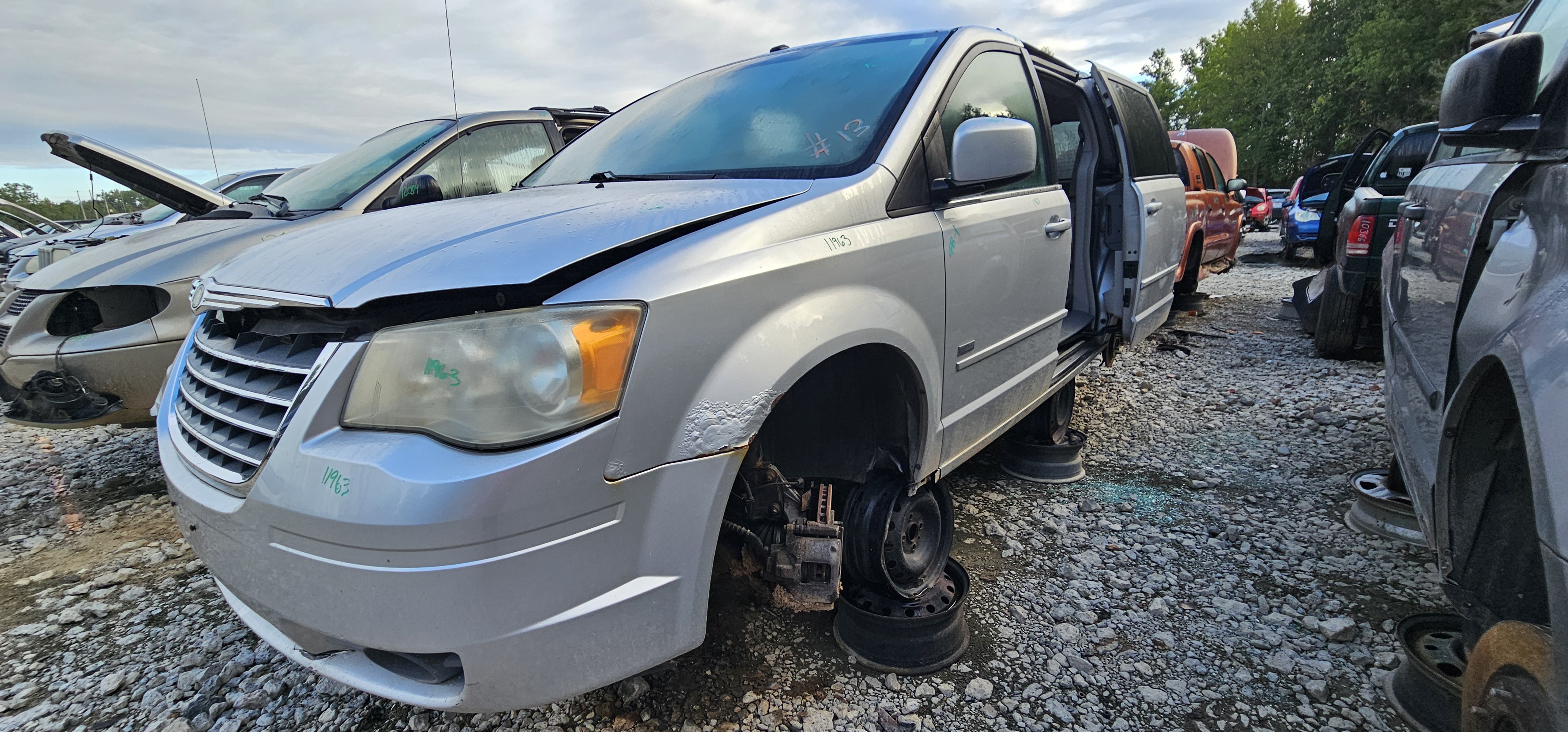 2008 CHRYSLER Town and Country
