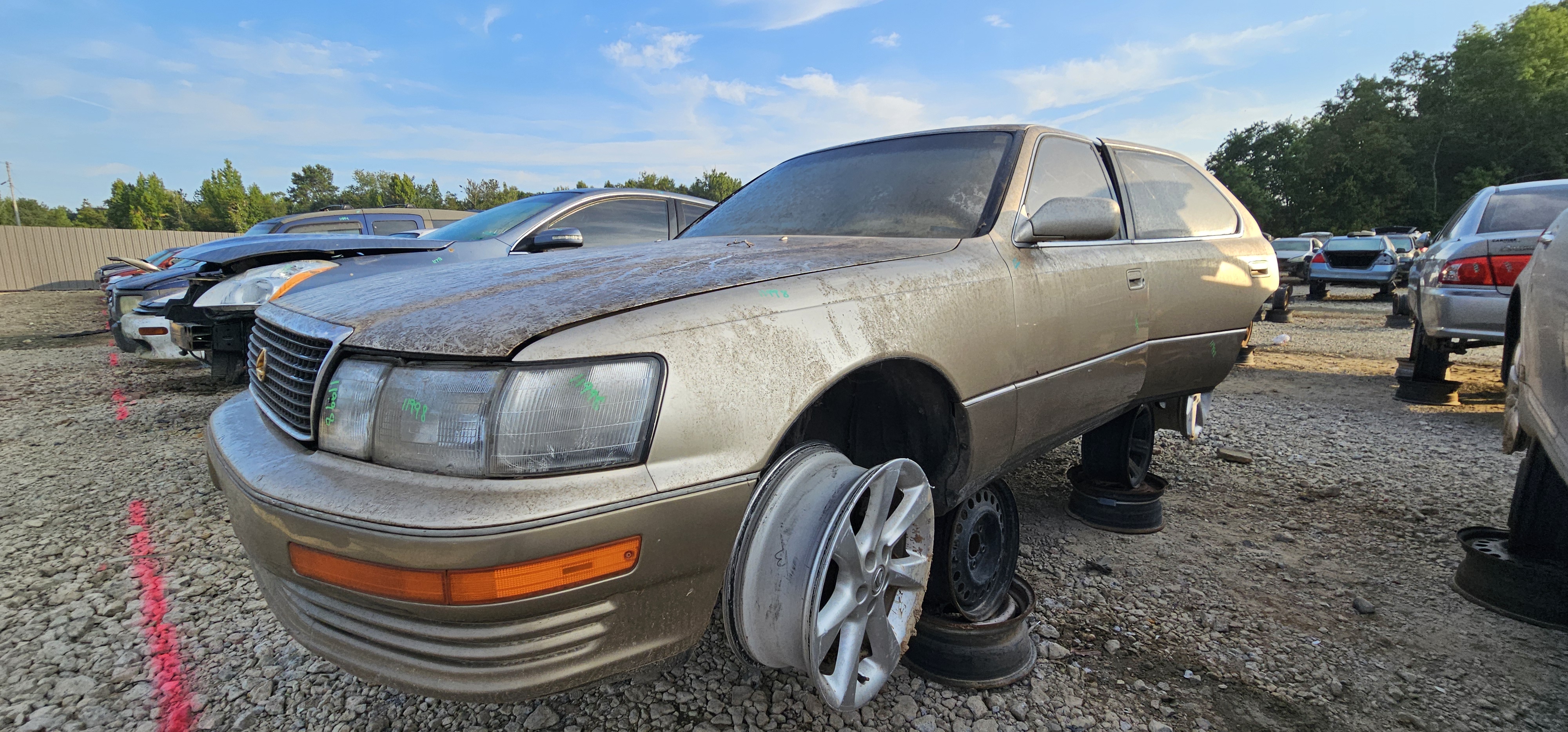 1992 LEXUS LS