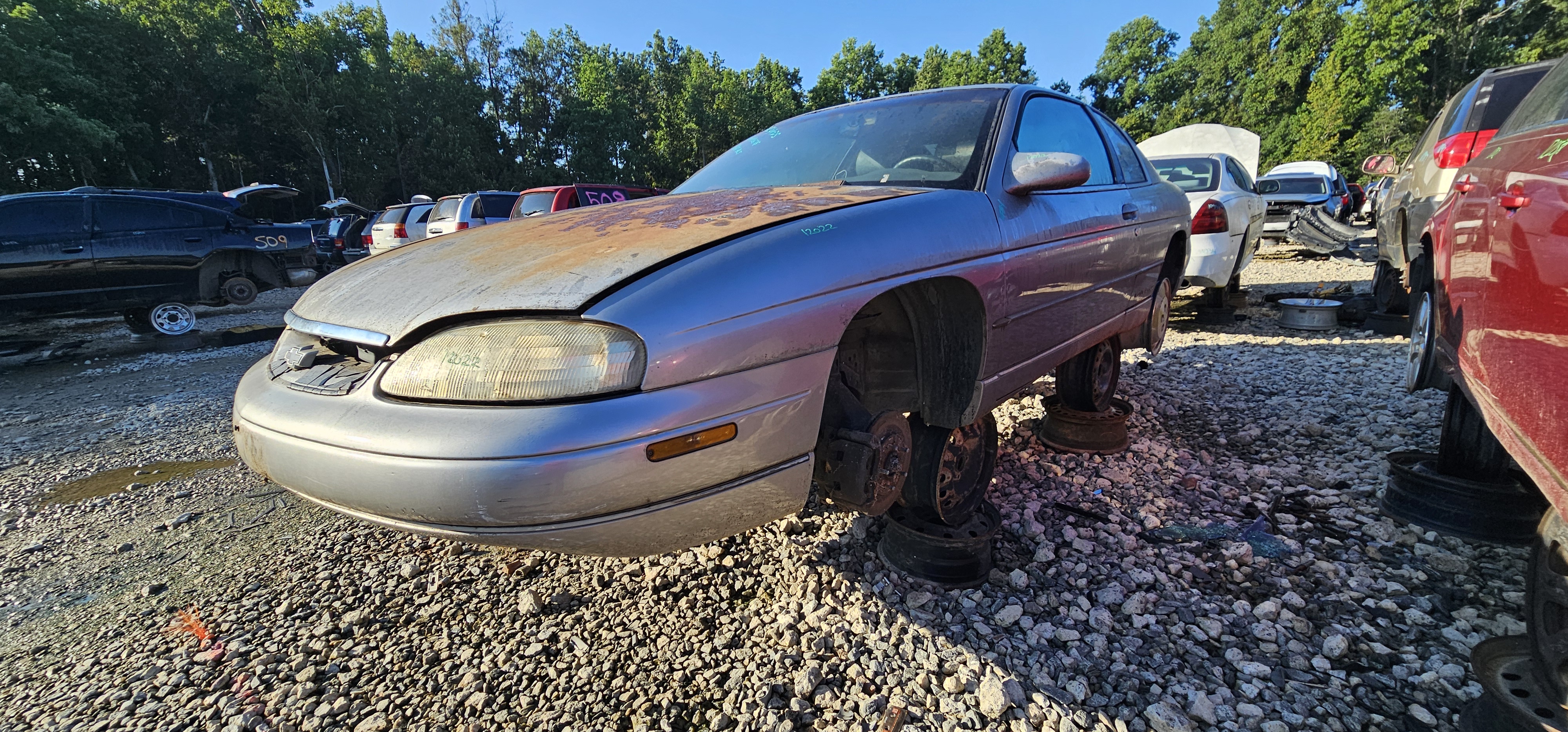 1997 CHEVROLET Monte Carlo