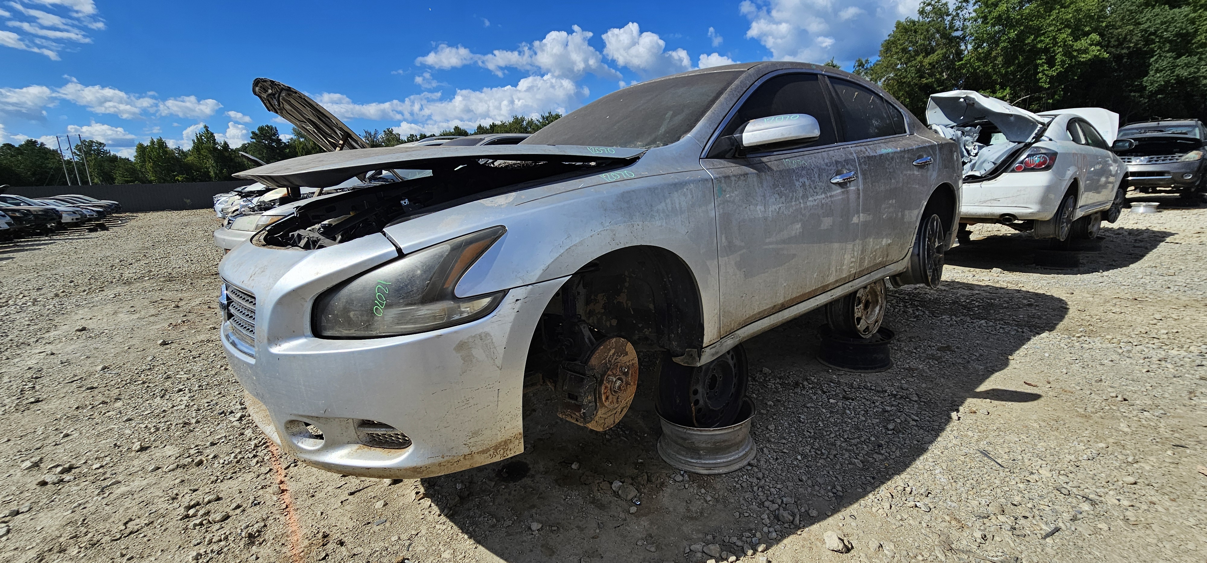 2010 NISSAN Maxima
