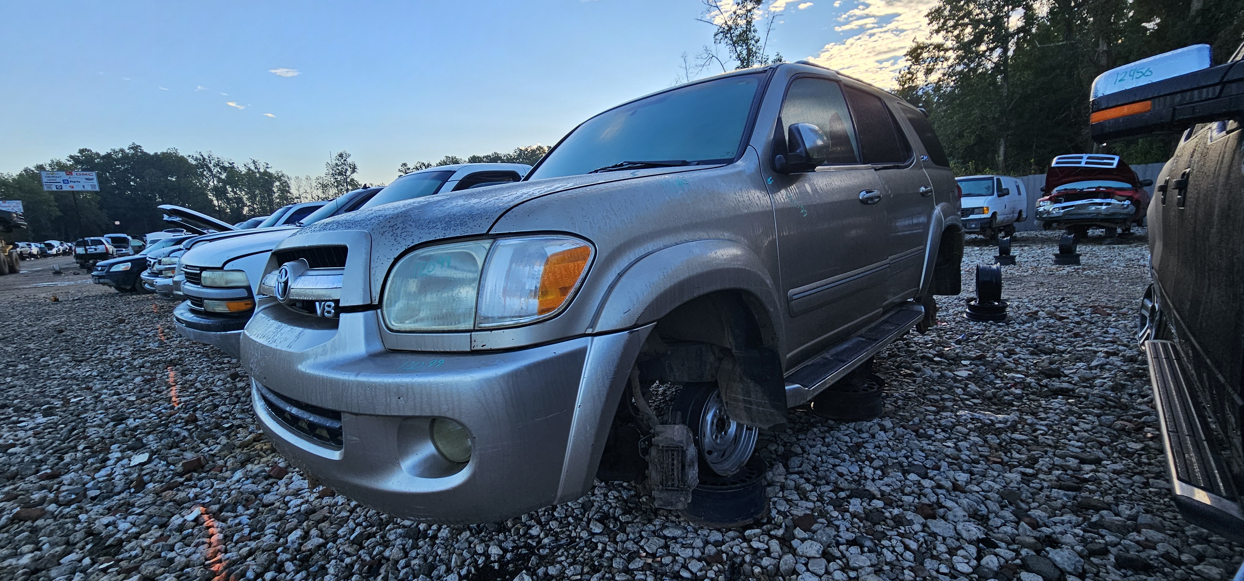 2006 TOYOTA Sequoia