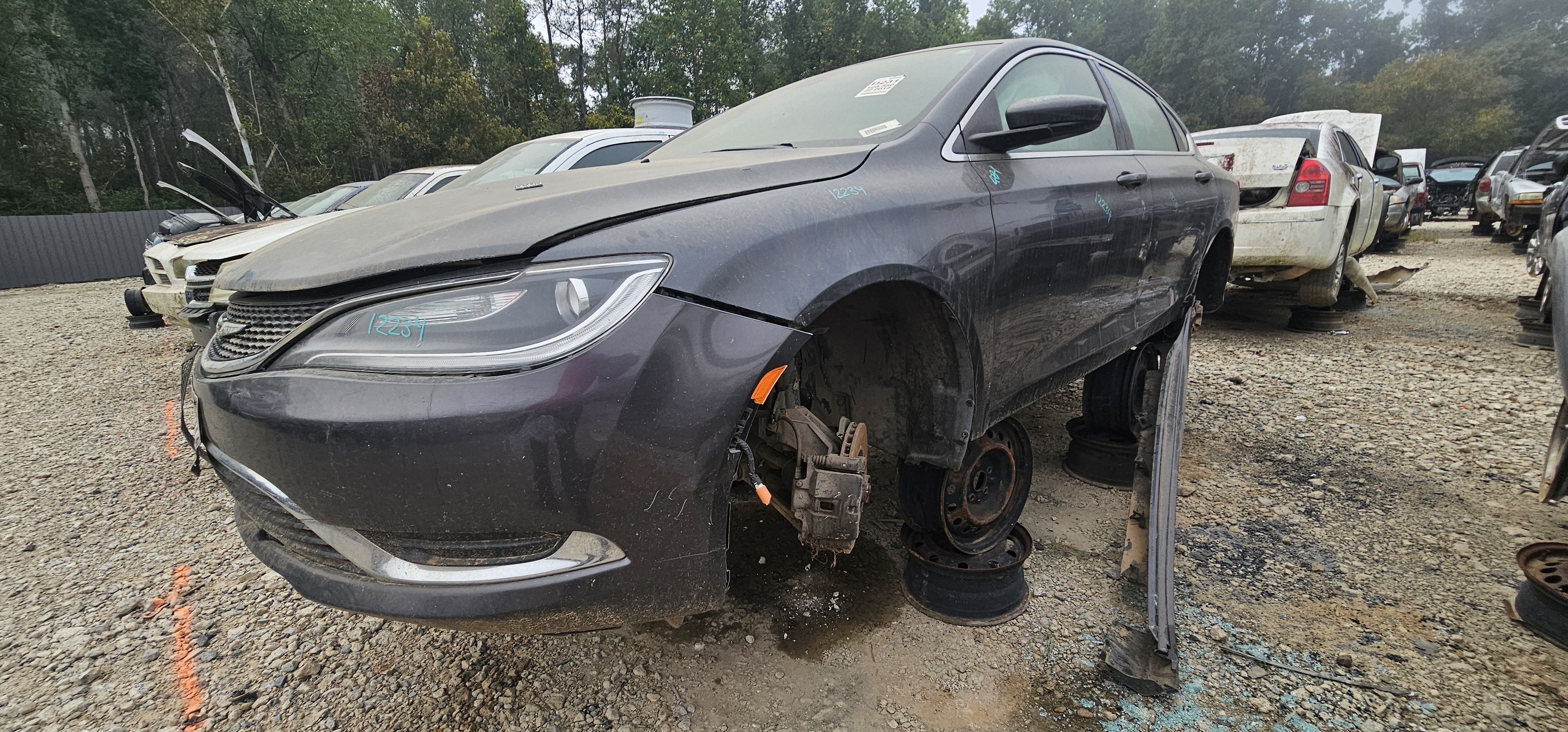 2015 CHRYSLER 200