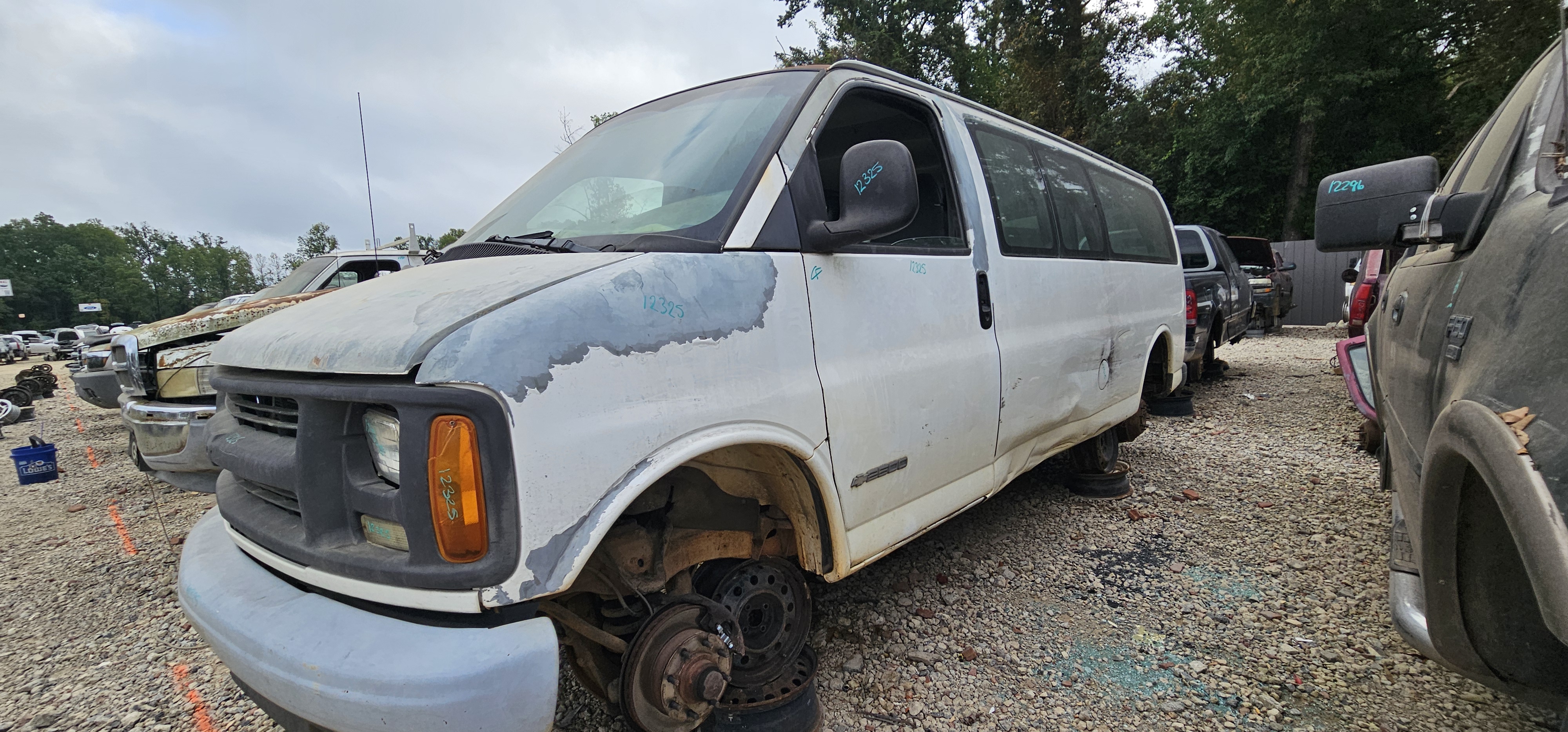 2002 CHEVROLET Express