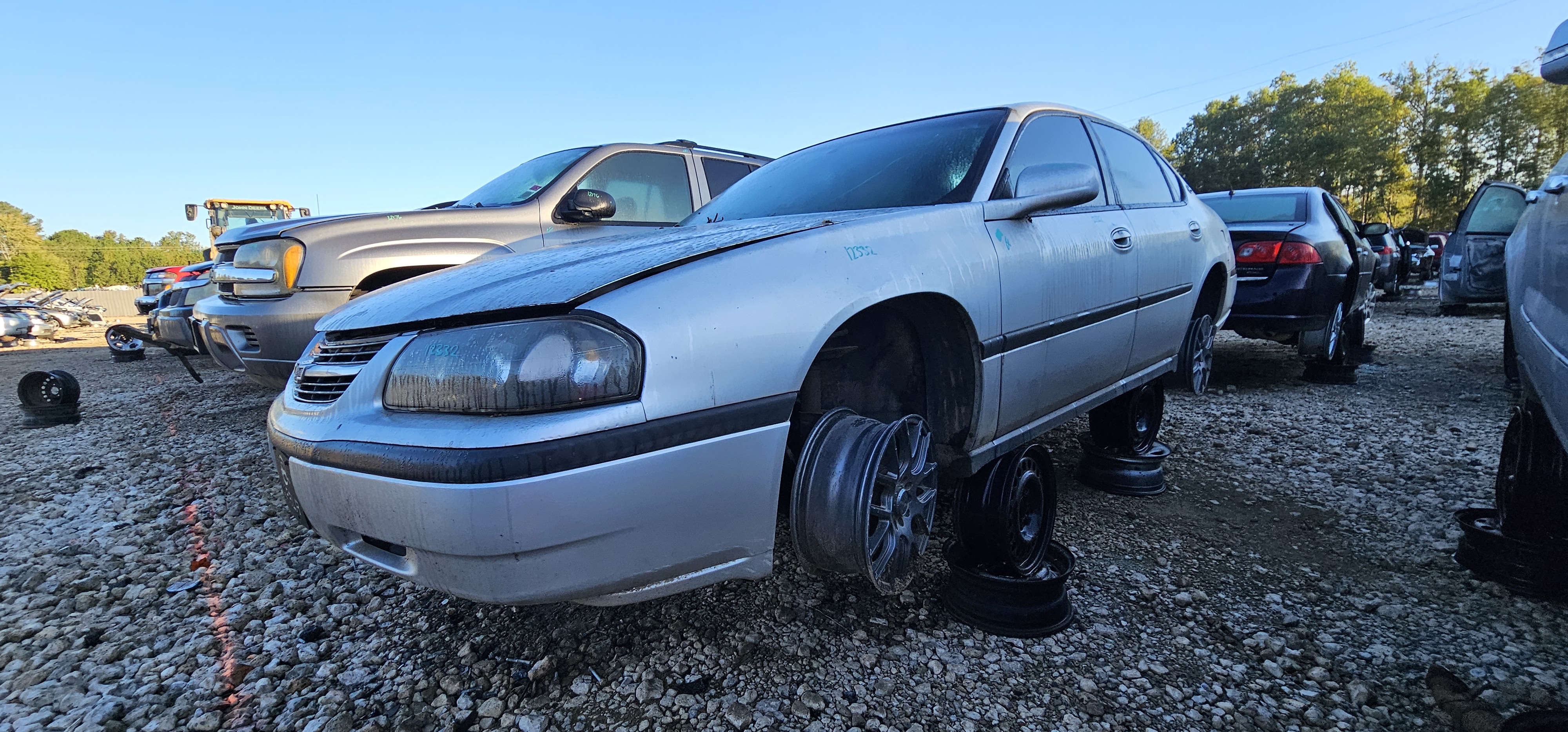 2004 CHEVROLET Impala