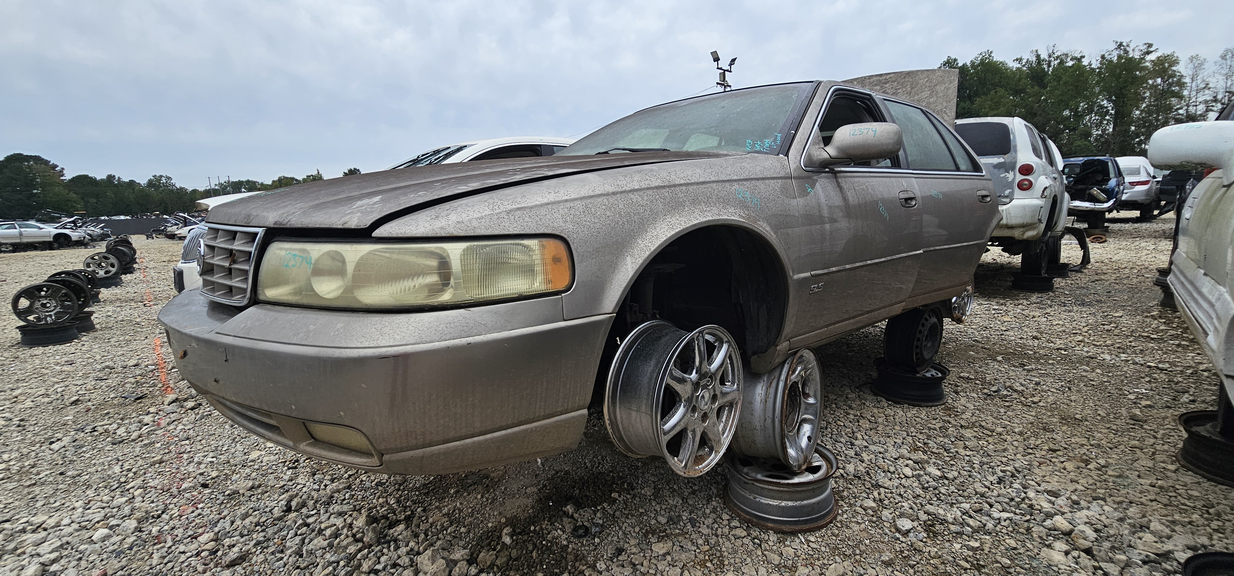 2004 CADILLAC Seville