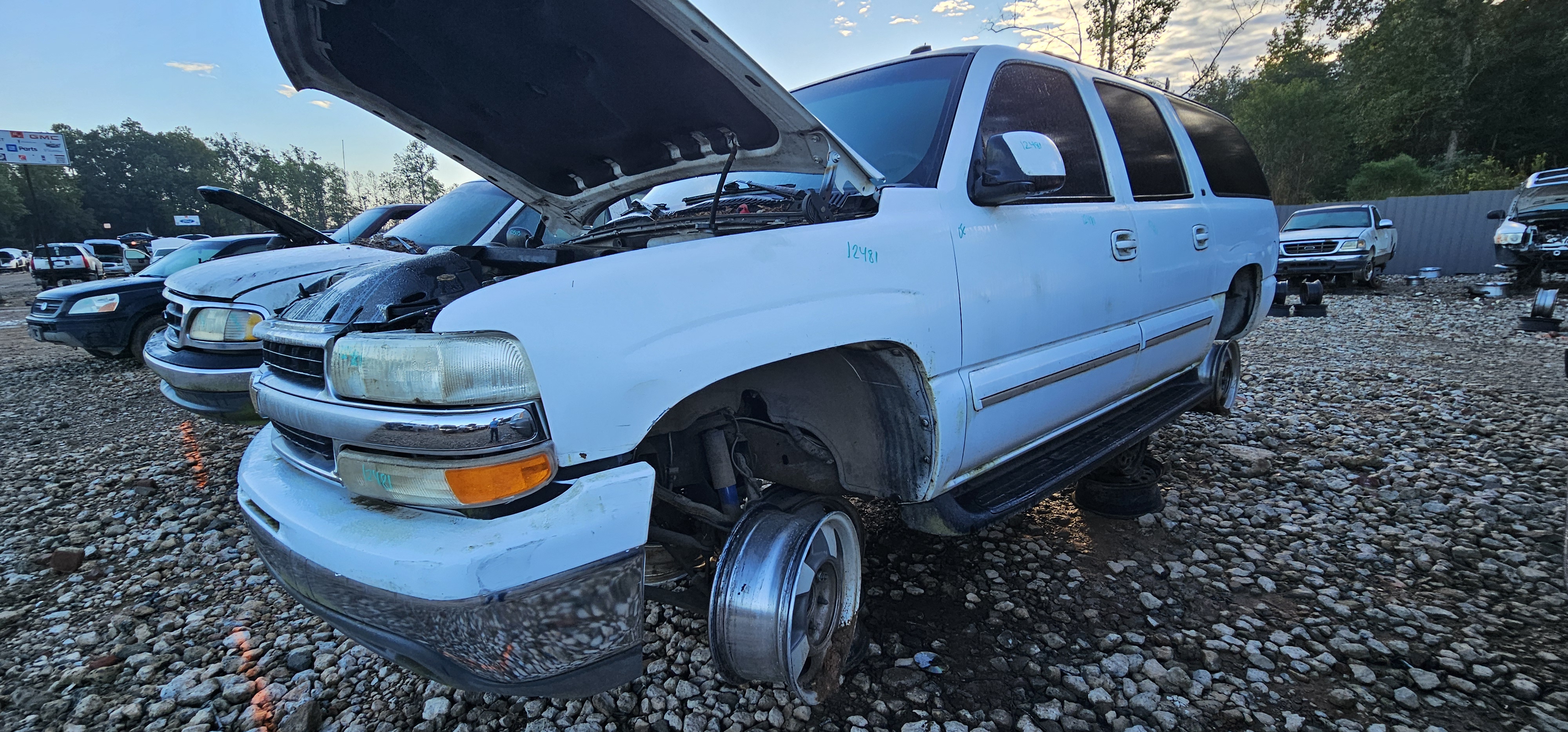 2003 CHEVROLET Suburban