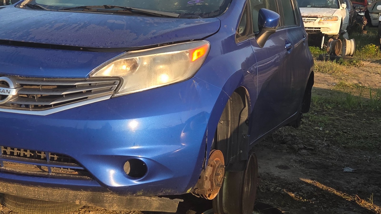 2015 NISSAN Versa Note