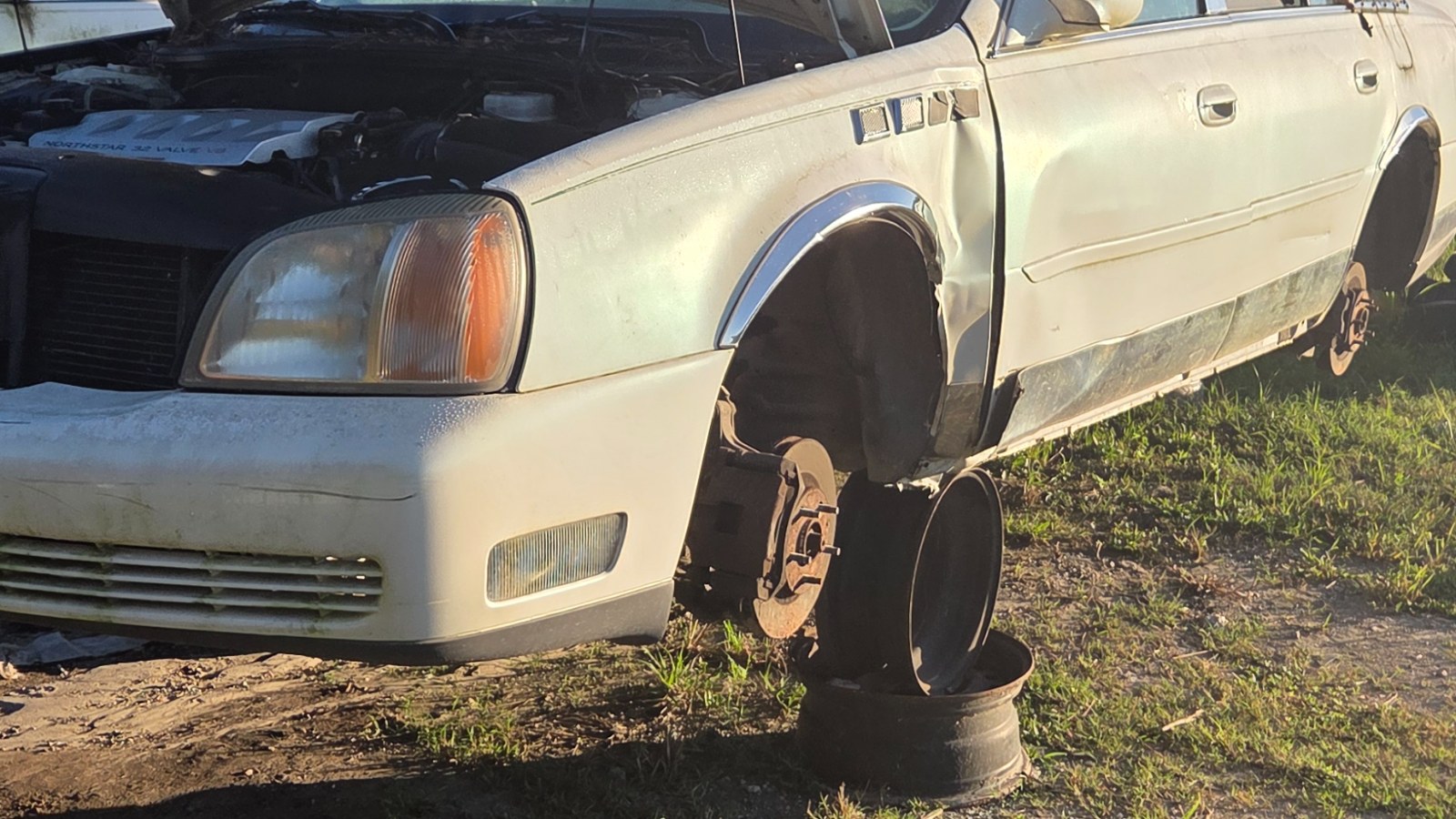 2000 CADILLAC Deville