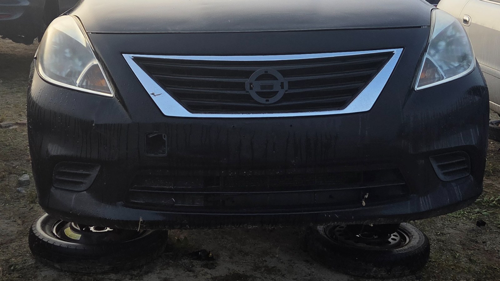 2013 NISSAN Versa