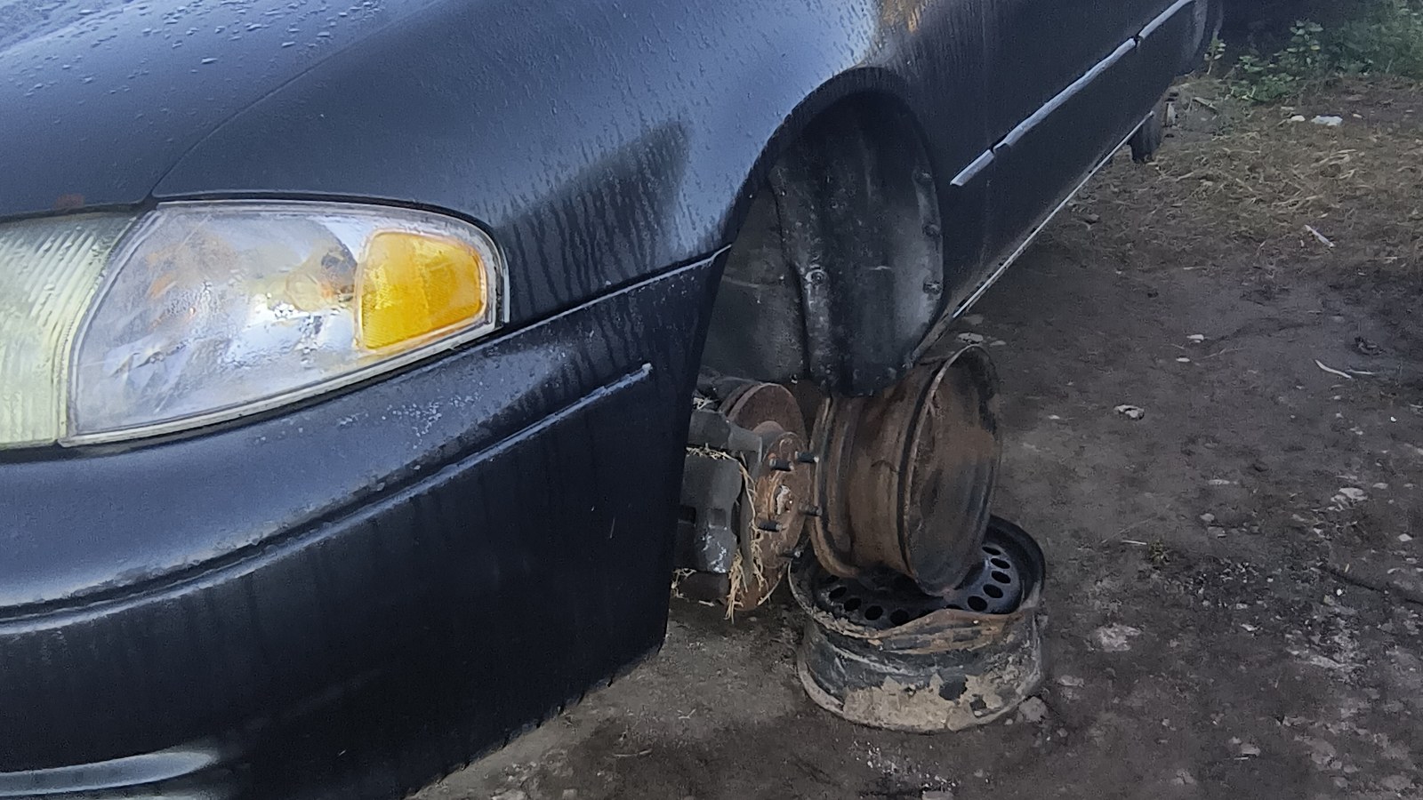 2002 MAZDA 626