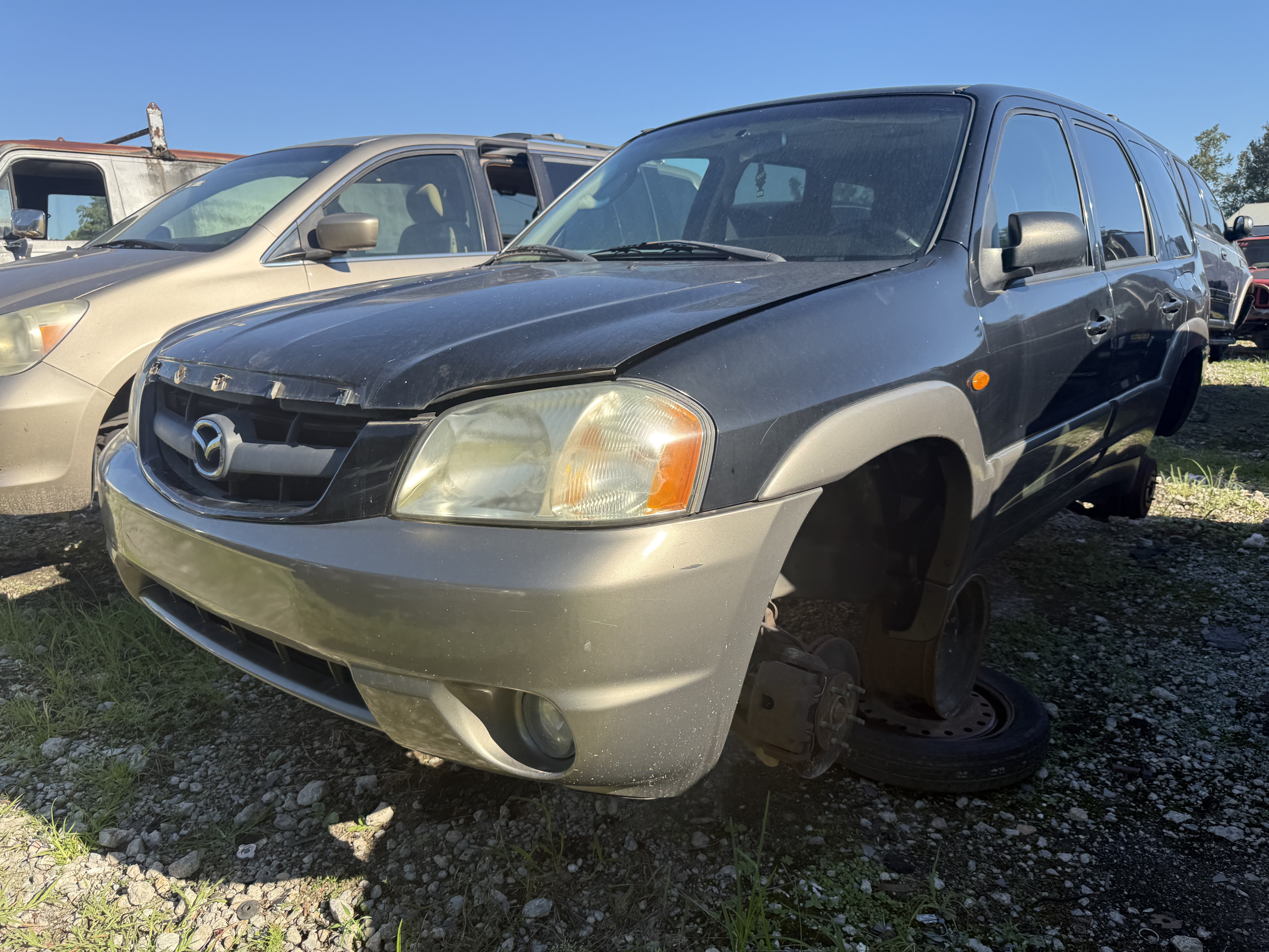 2003 MAZDA Tribute
