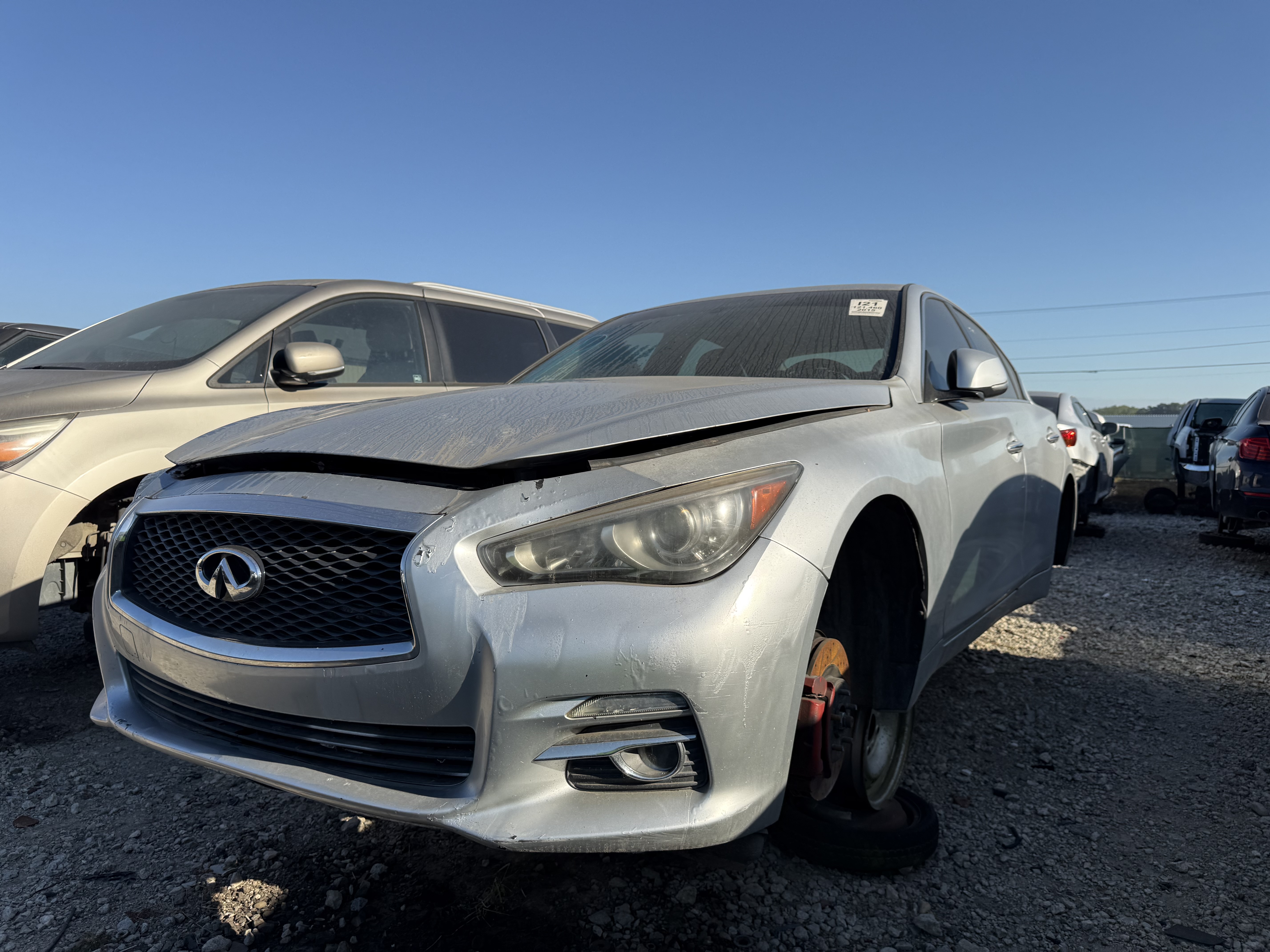 2015 INFINITI Q50