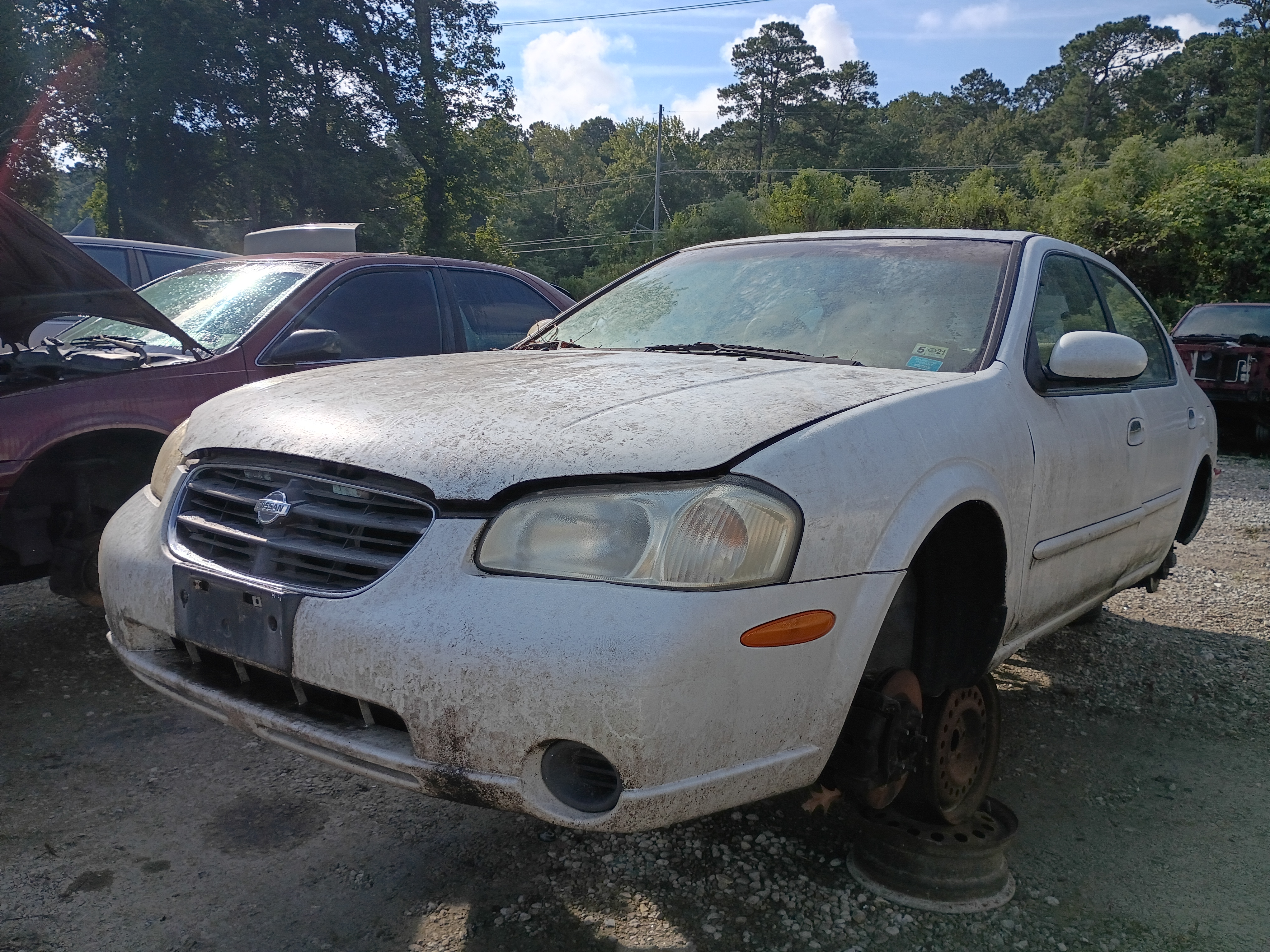 2001 NISSAN Maxima