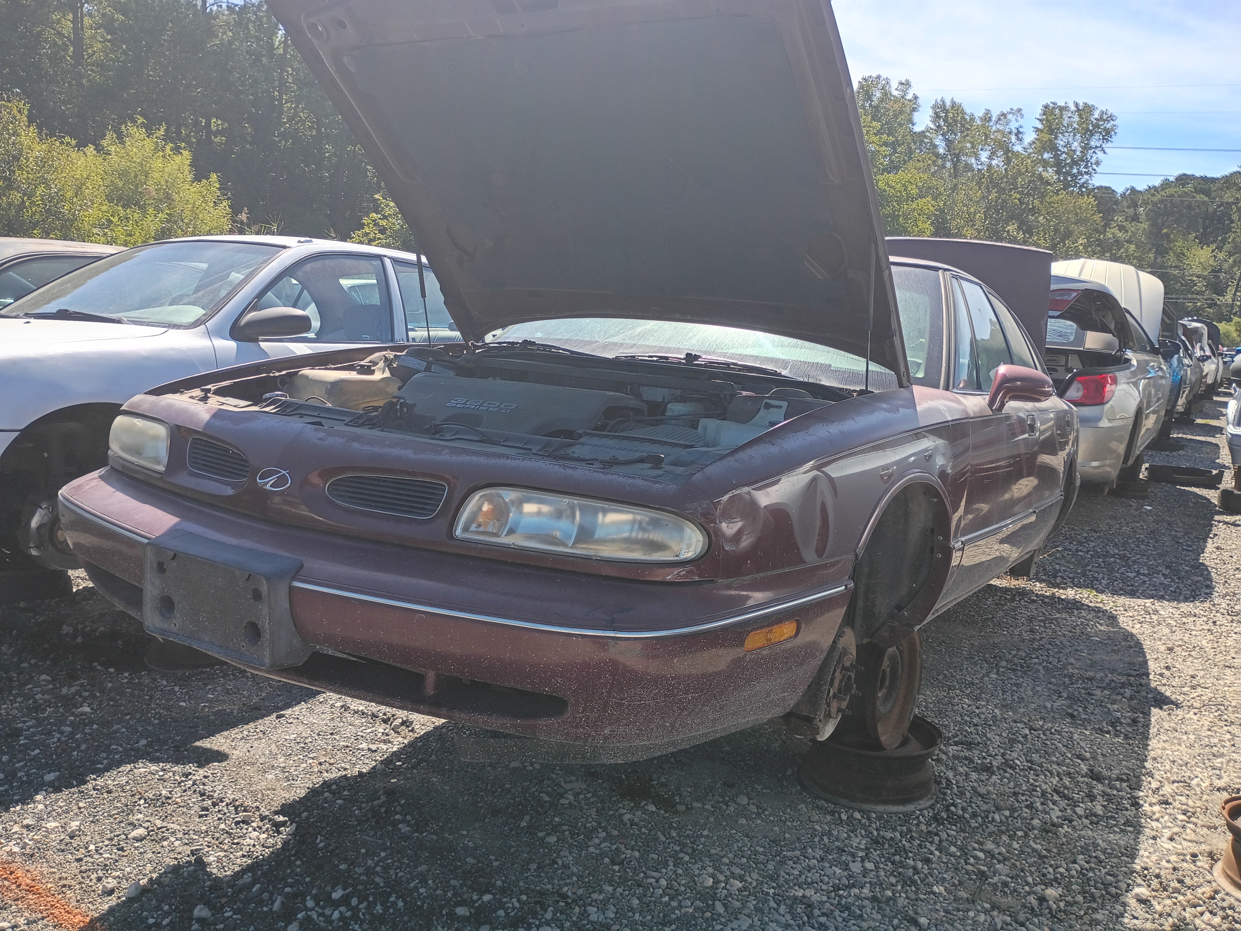 1998 OLDSMOBILE Eighty Eight (88)