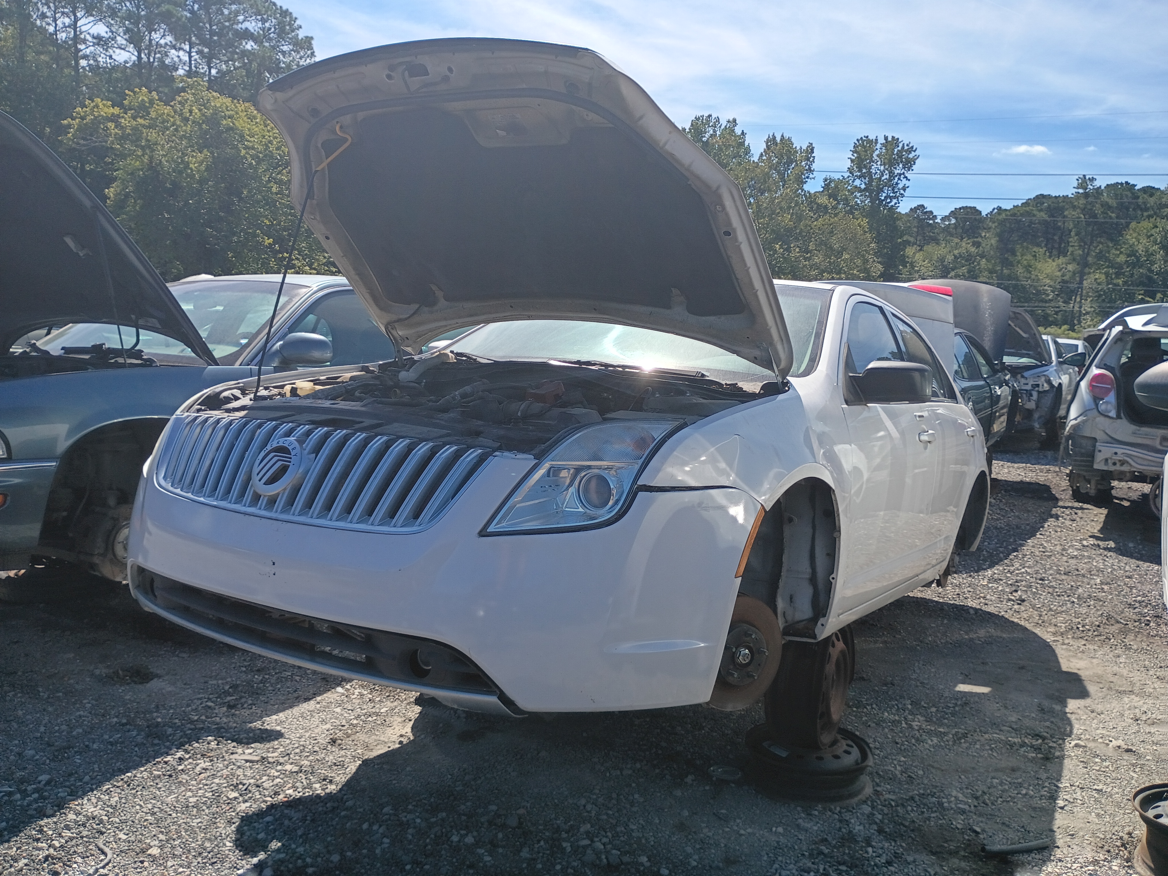 2010 MERCURY Milan