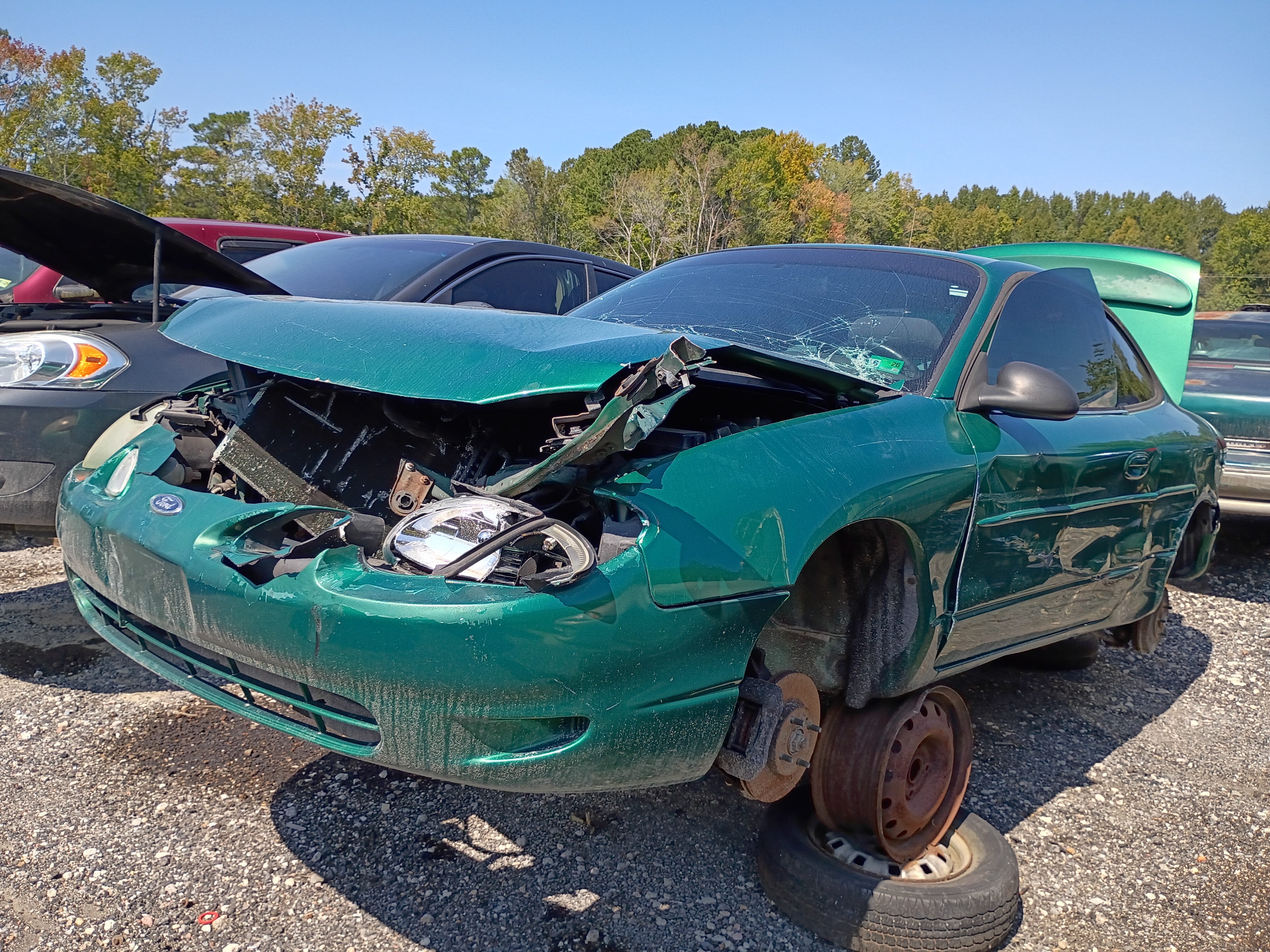2002 FORD Zx2