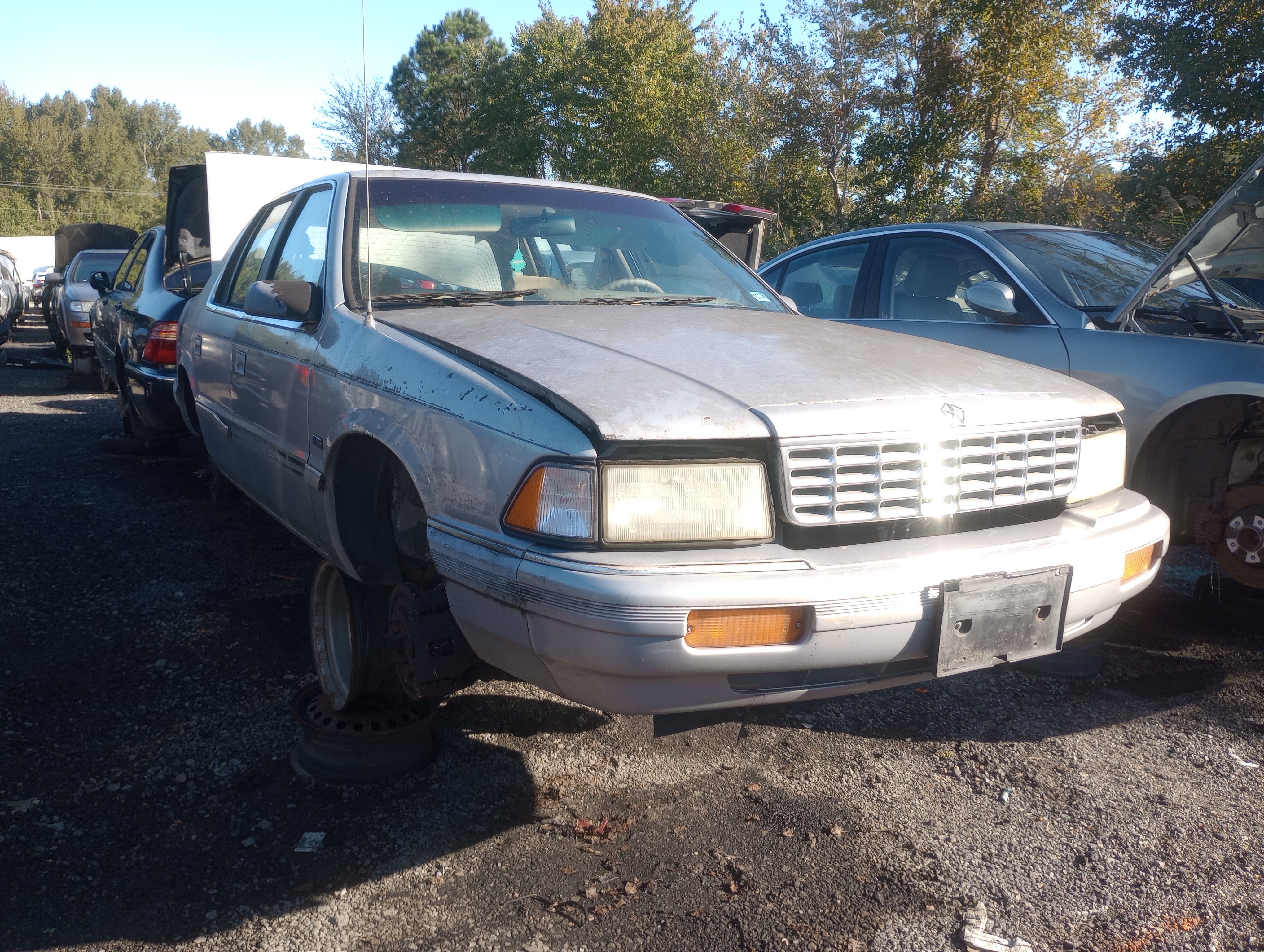 1993 PLYMOUTH Acclaim