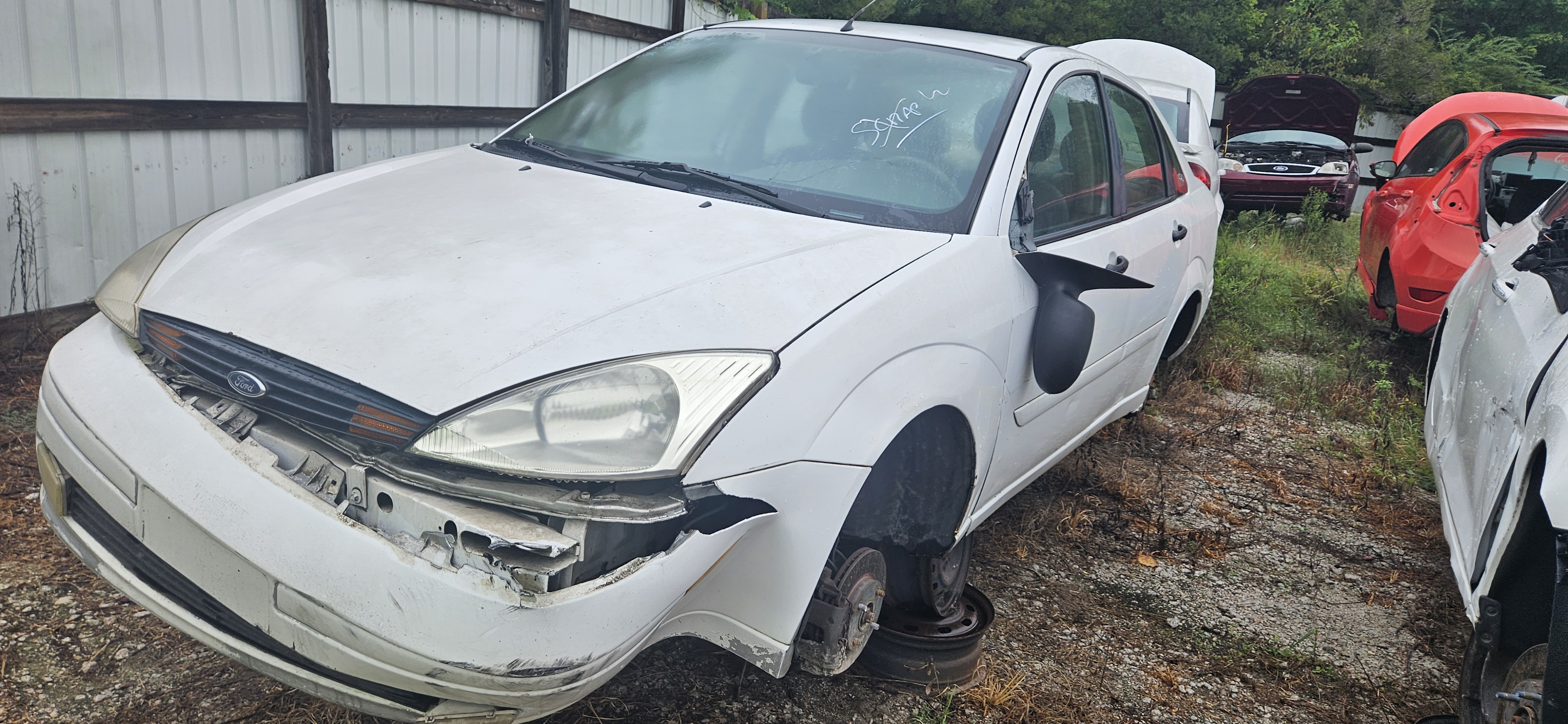 2001 FORD Focus