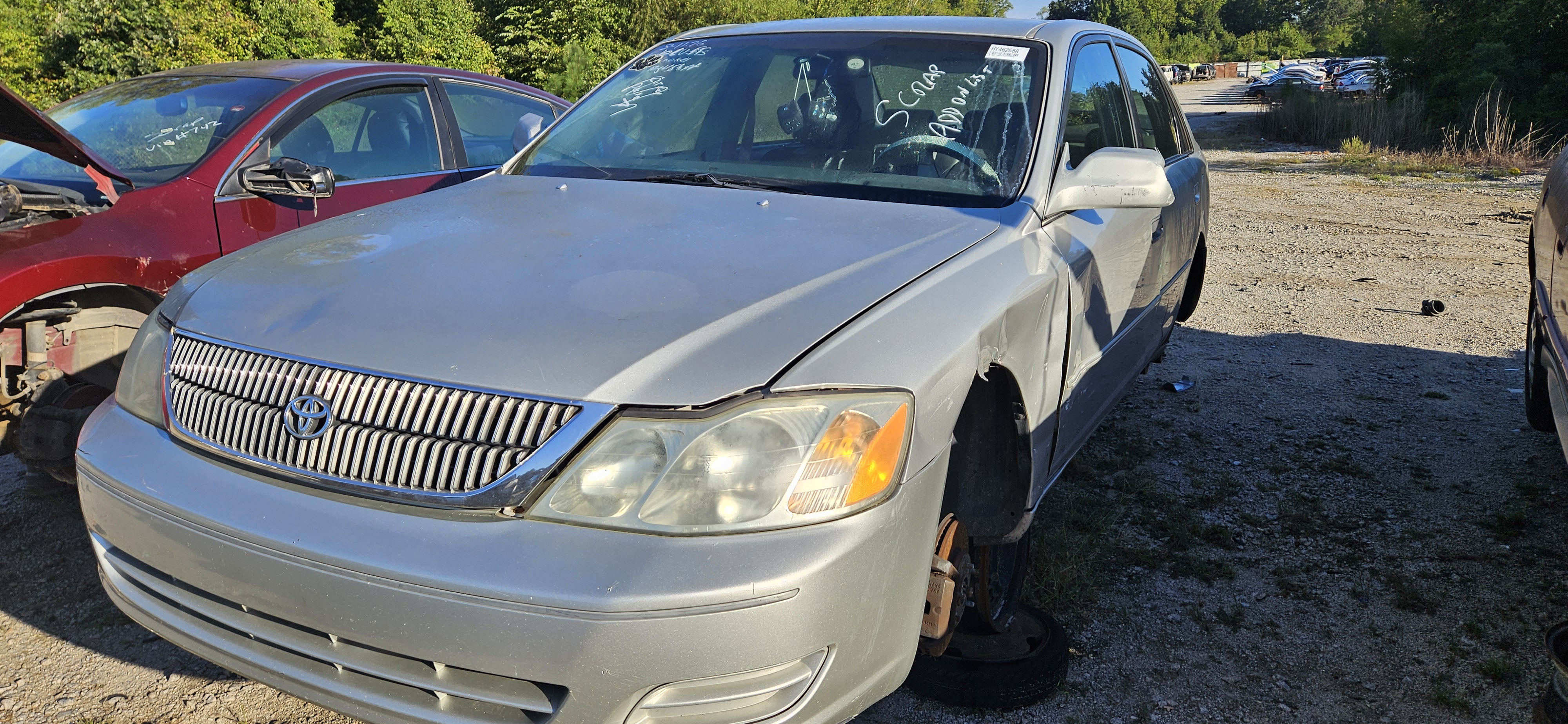 2002 TOYOTA Avalon
