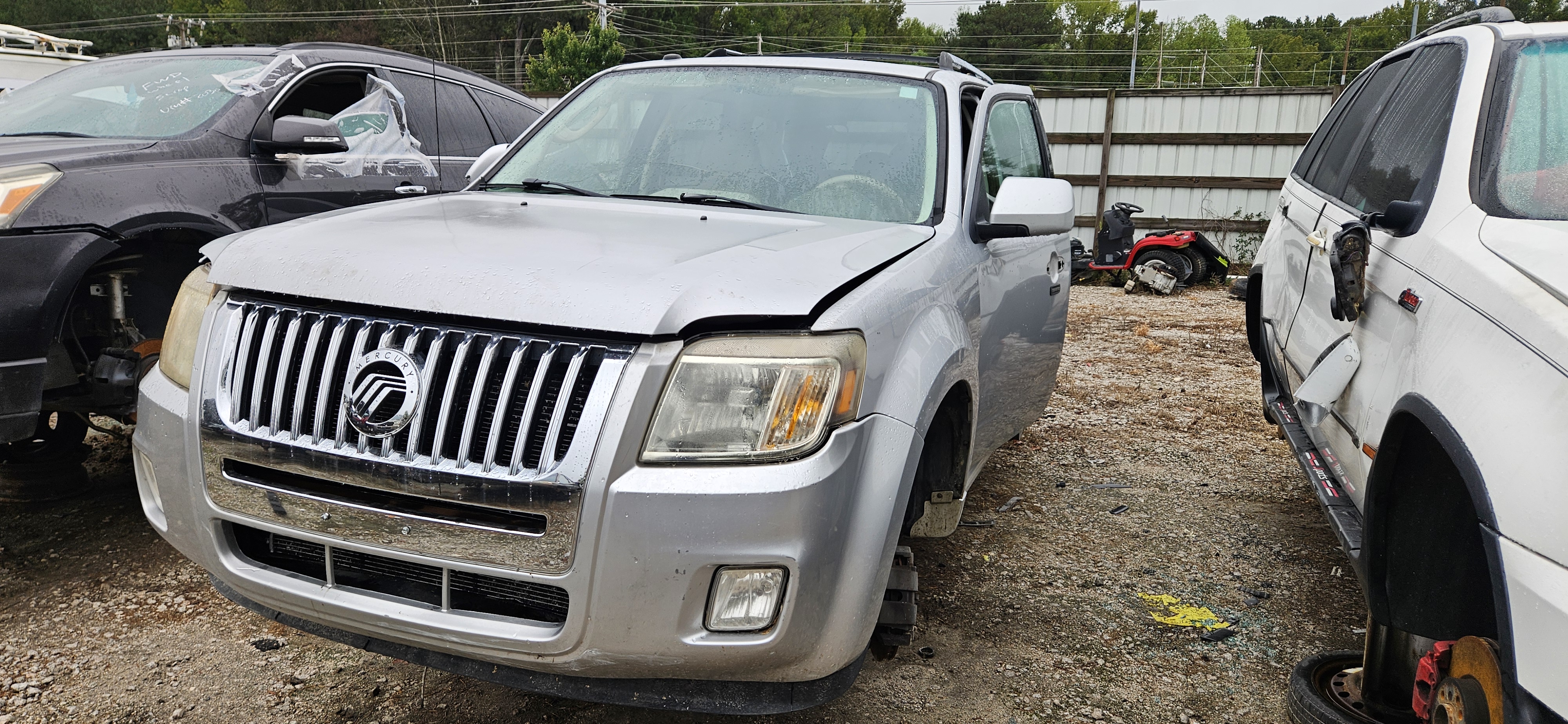 2011 MERCURY Mariner