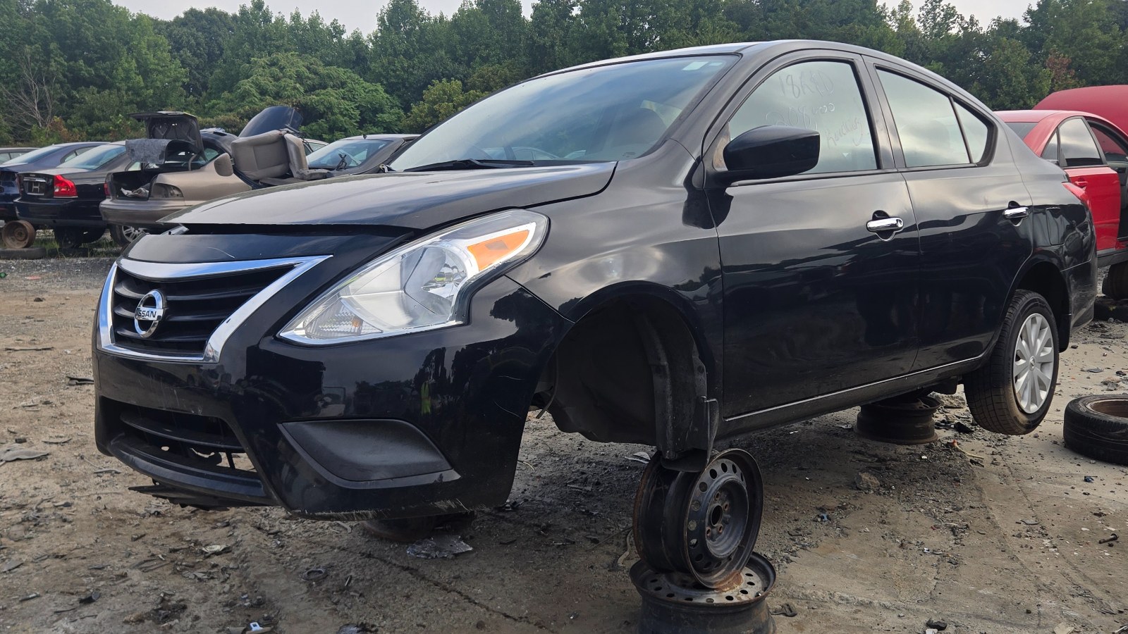 2018 NISSAN Versa