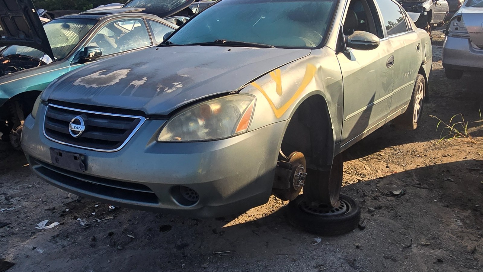 2004 NISSAN Altima