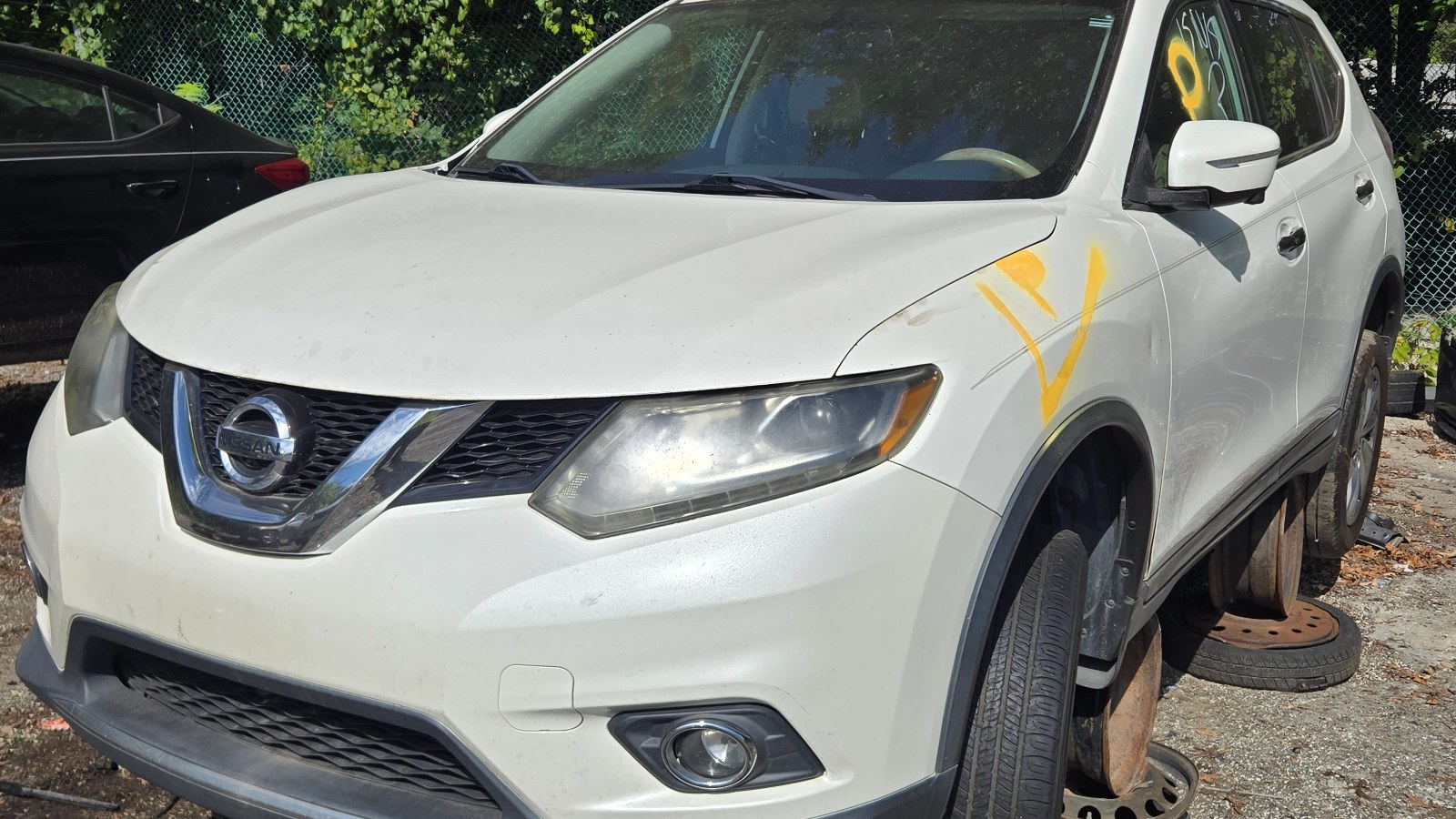 2015 NISSAN Rogue