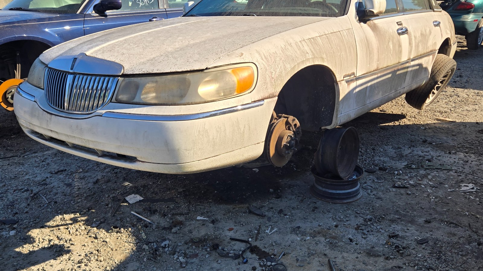 2001 LINCOLN Town Car