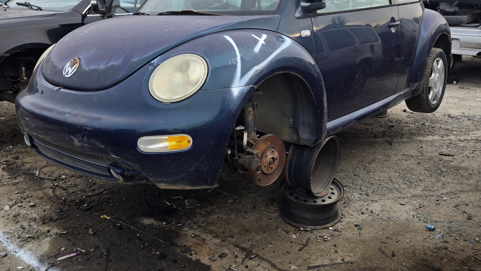 2000 VOLKSWAGEN Beetle