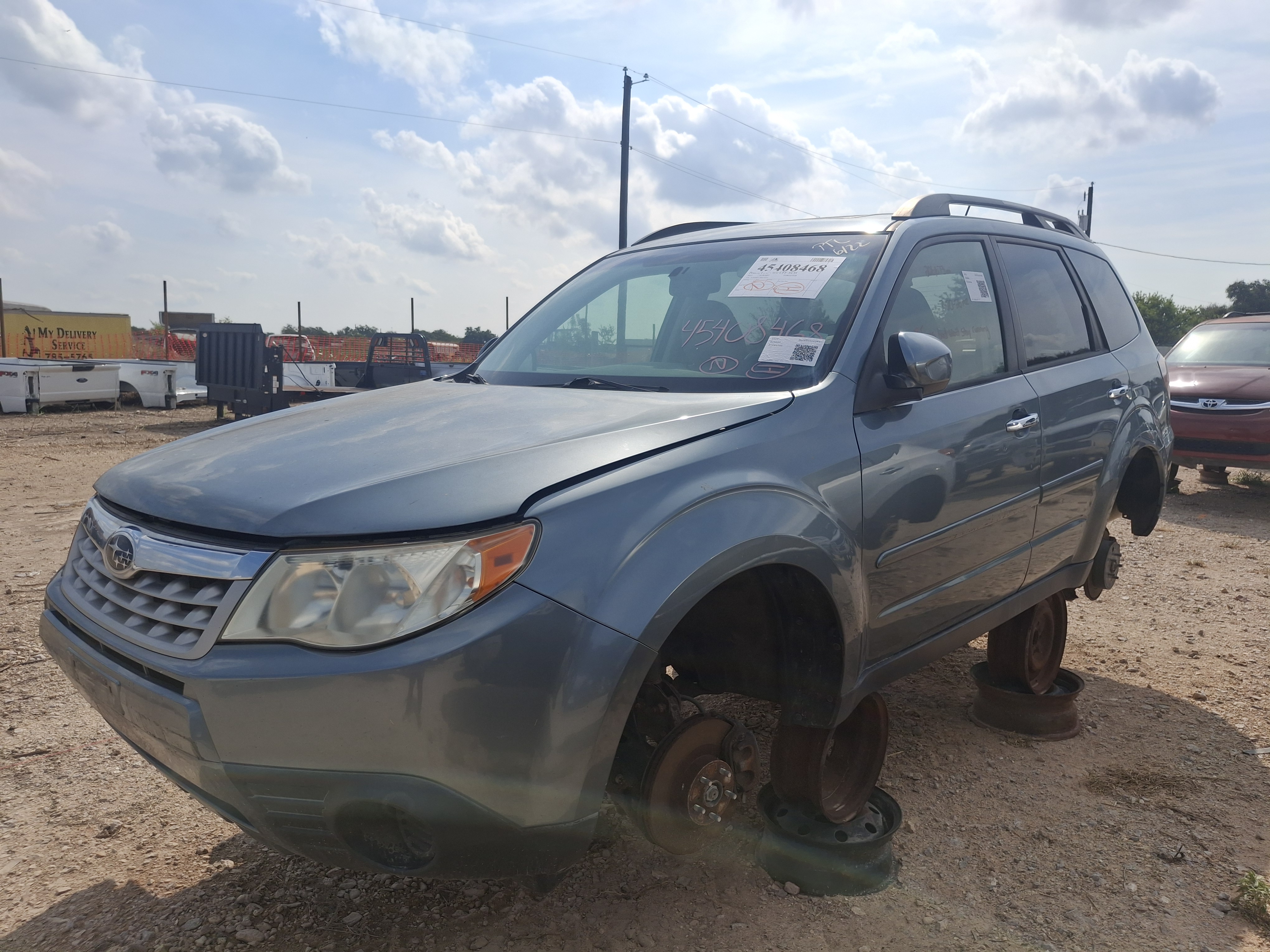 2011 SUBARU Forester
