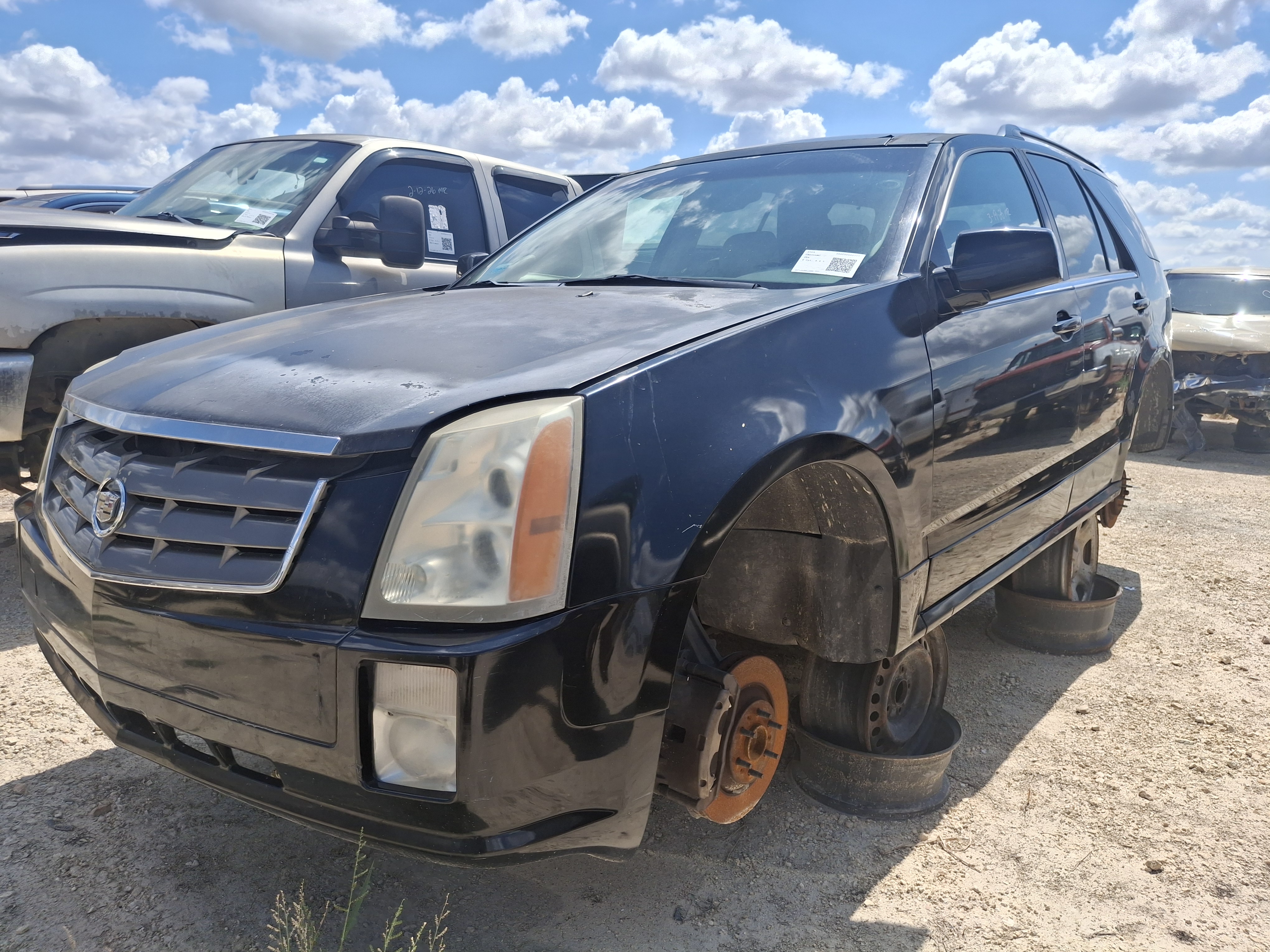 2005 CADILLAC Srx