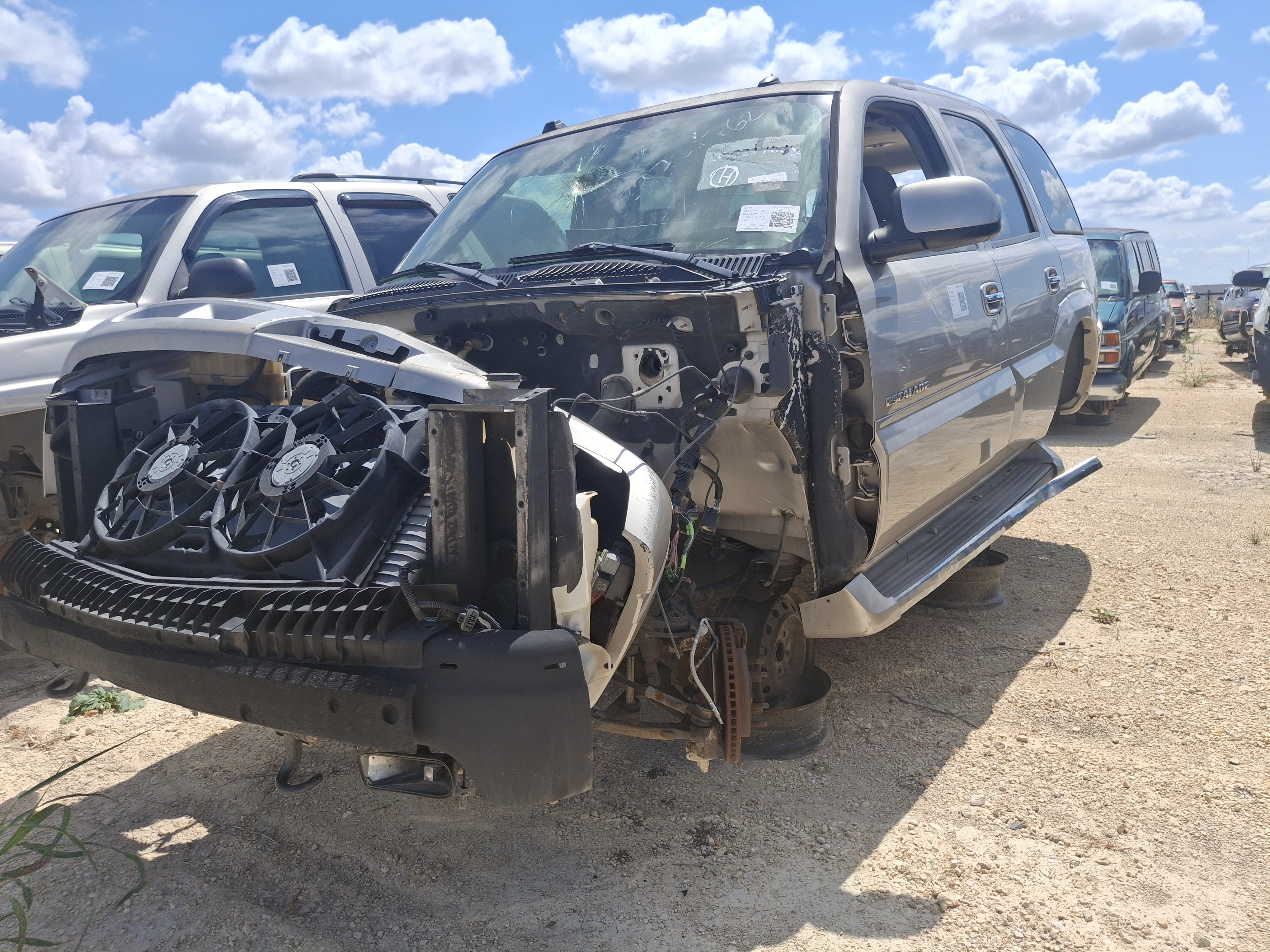 2005 CADILLAC Escalade