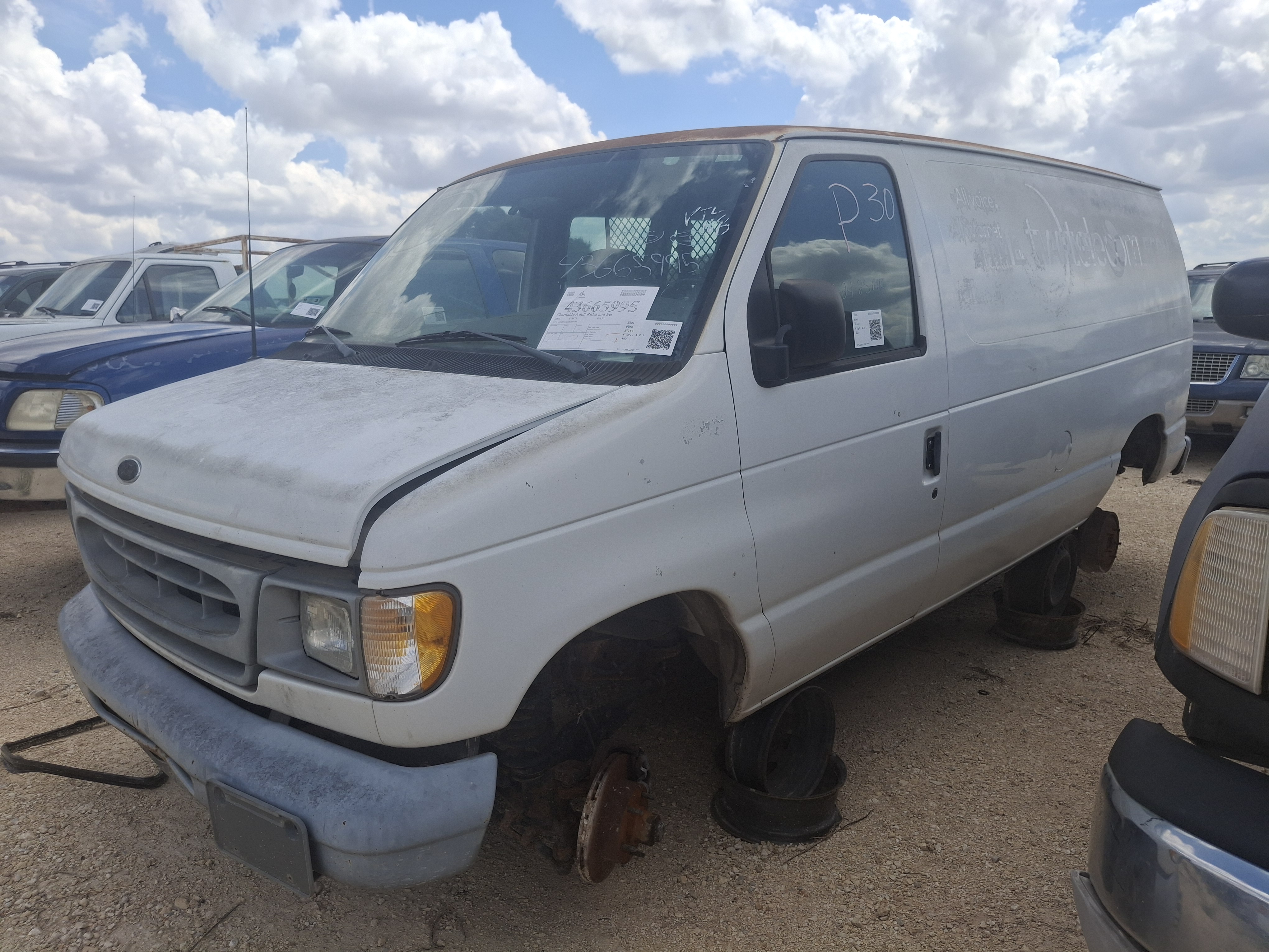 2001 FORD E-150