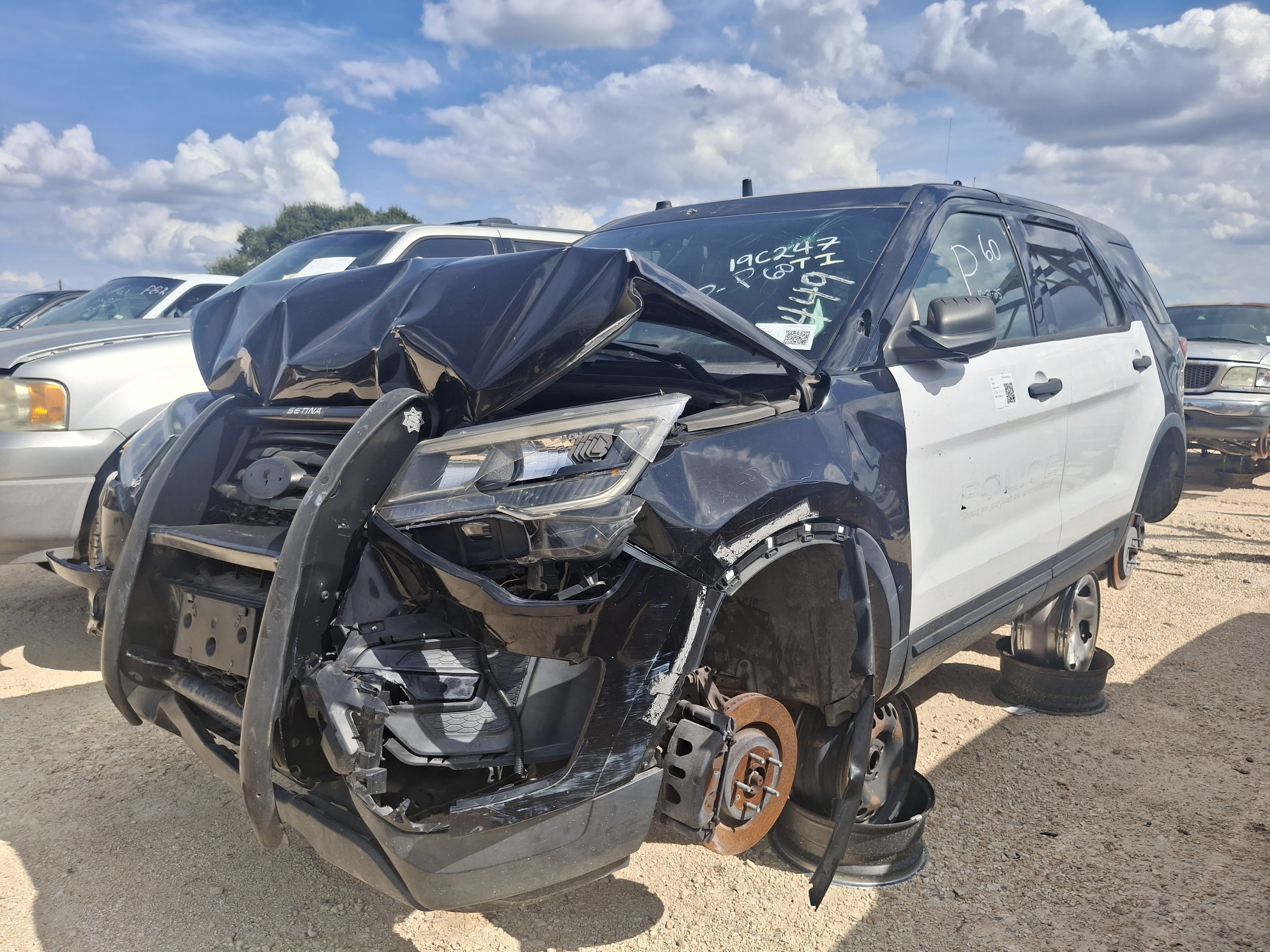 2019 FORD Explorer