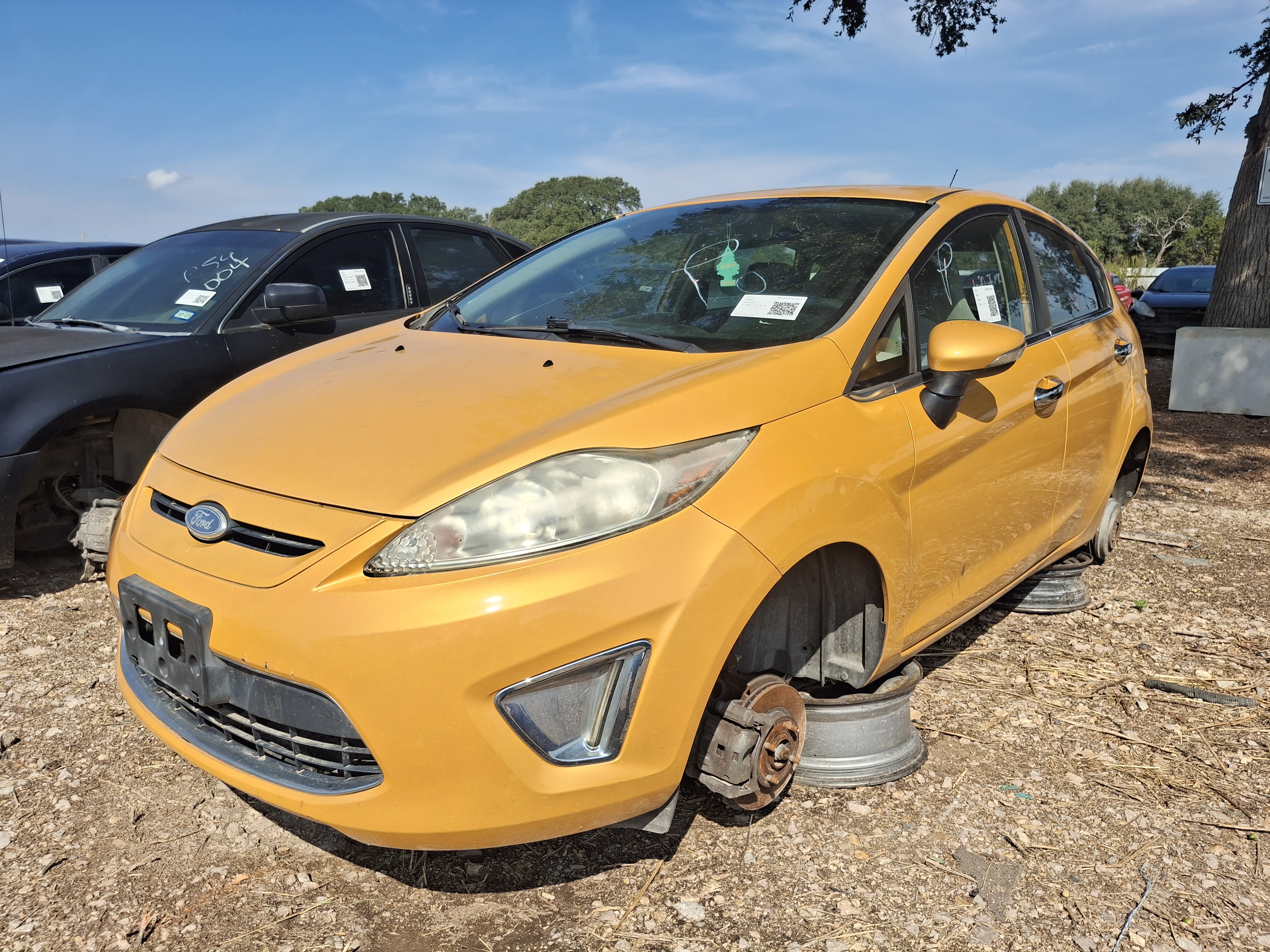 2011 FORD Fiesta