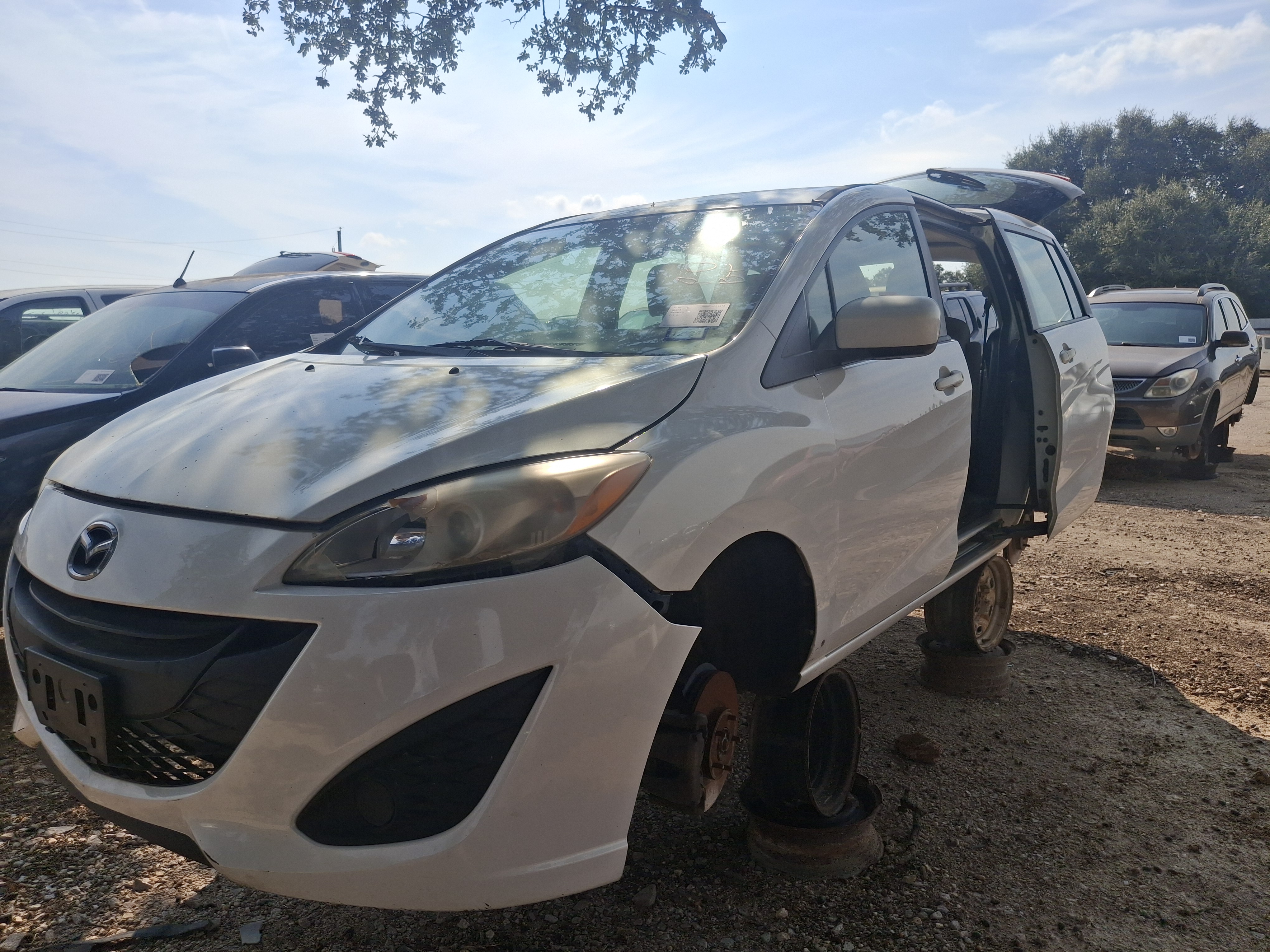 2012 MAZDA Mazda5